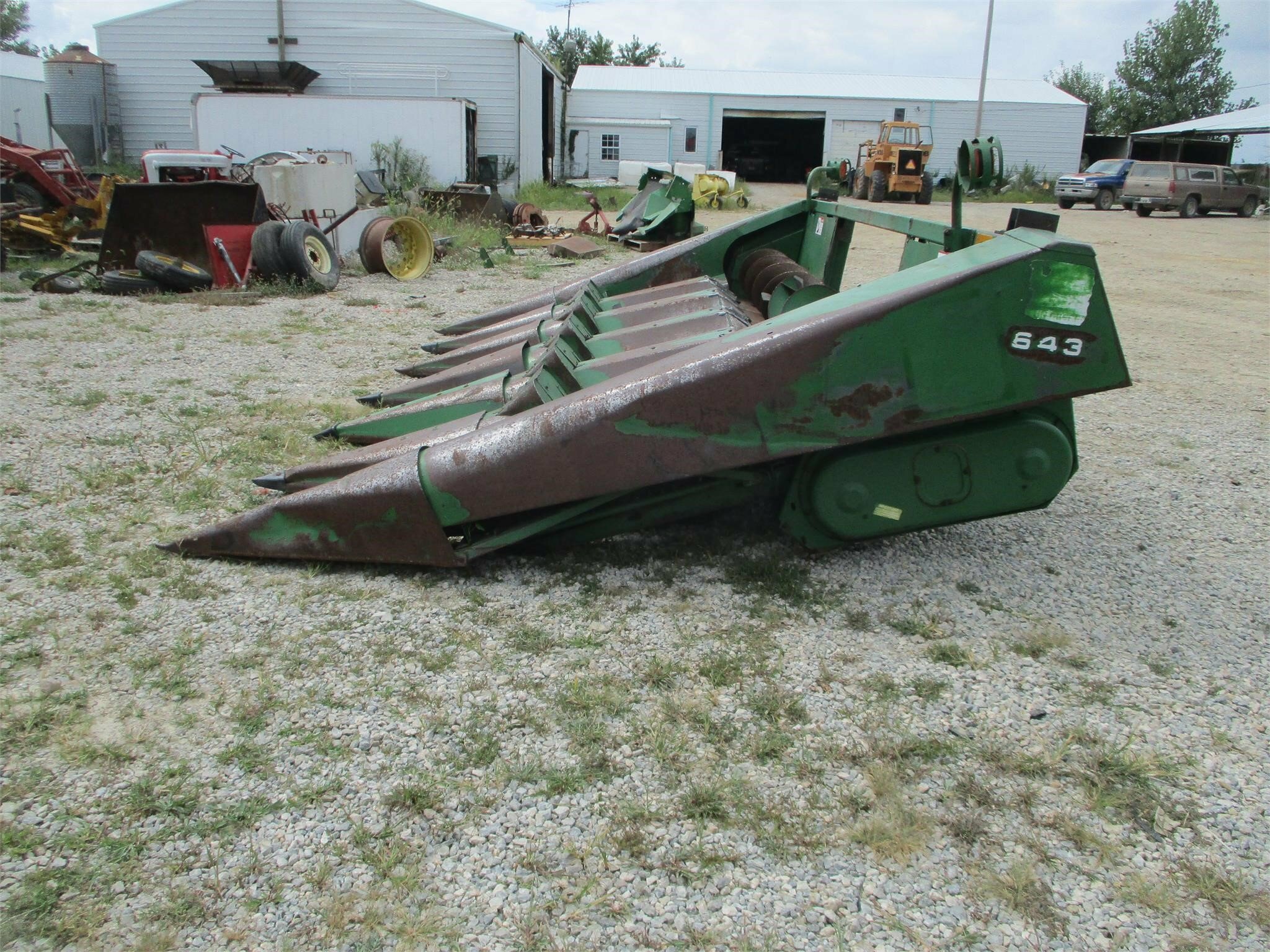 John Deere 643 Corn Head 4,750 Machinery Pete