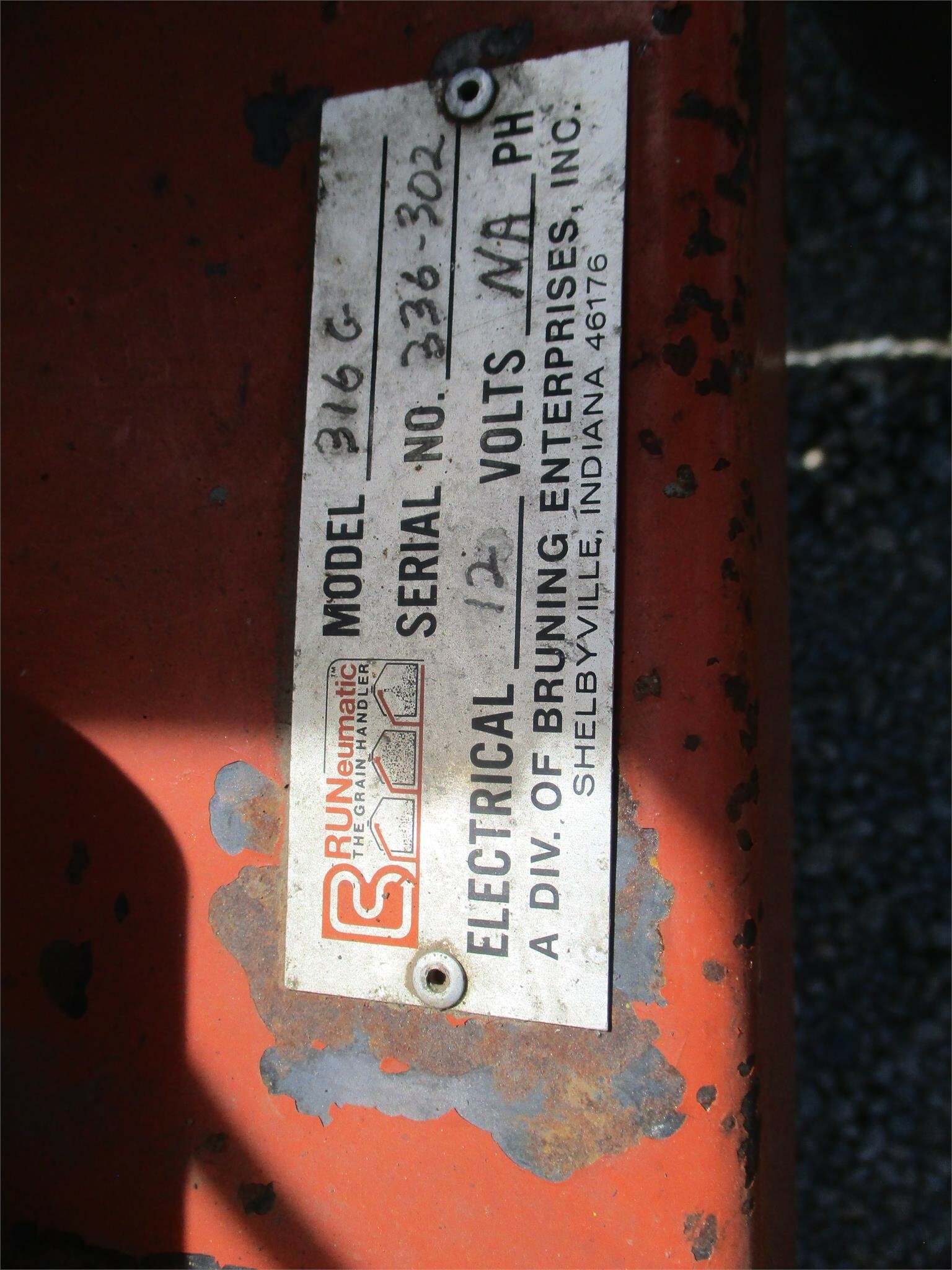  Bruneumatic 316G Planter and Drill Attachment