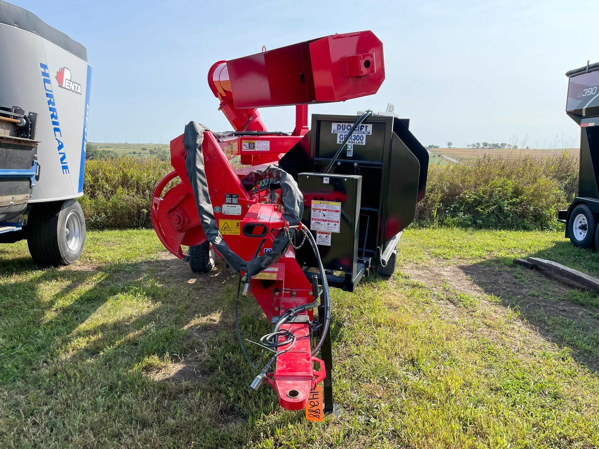 2026 Akron EXG300X Grain Bag Unloader