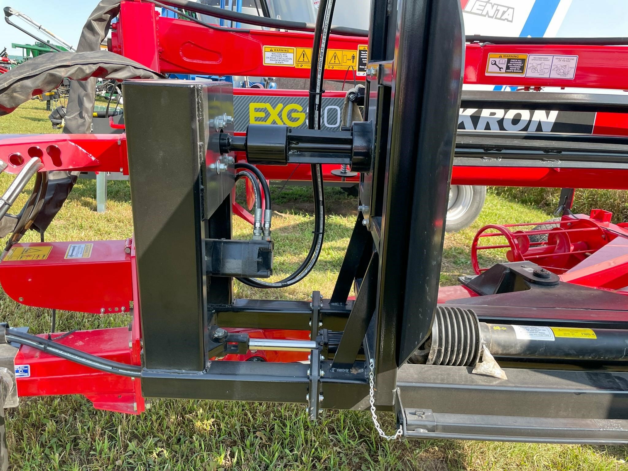 2026 Akron EXG300X Grain Bag Unloader