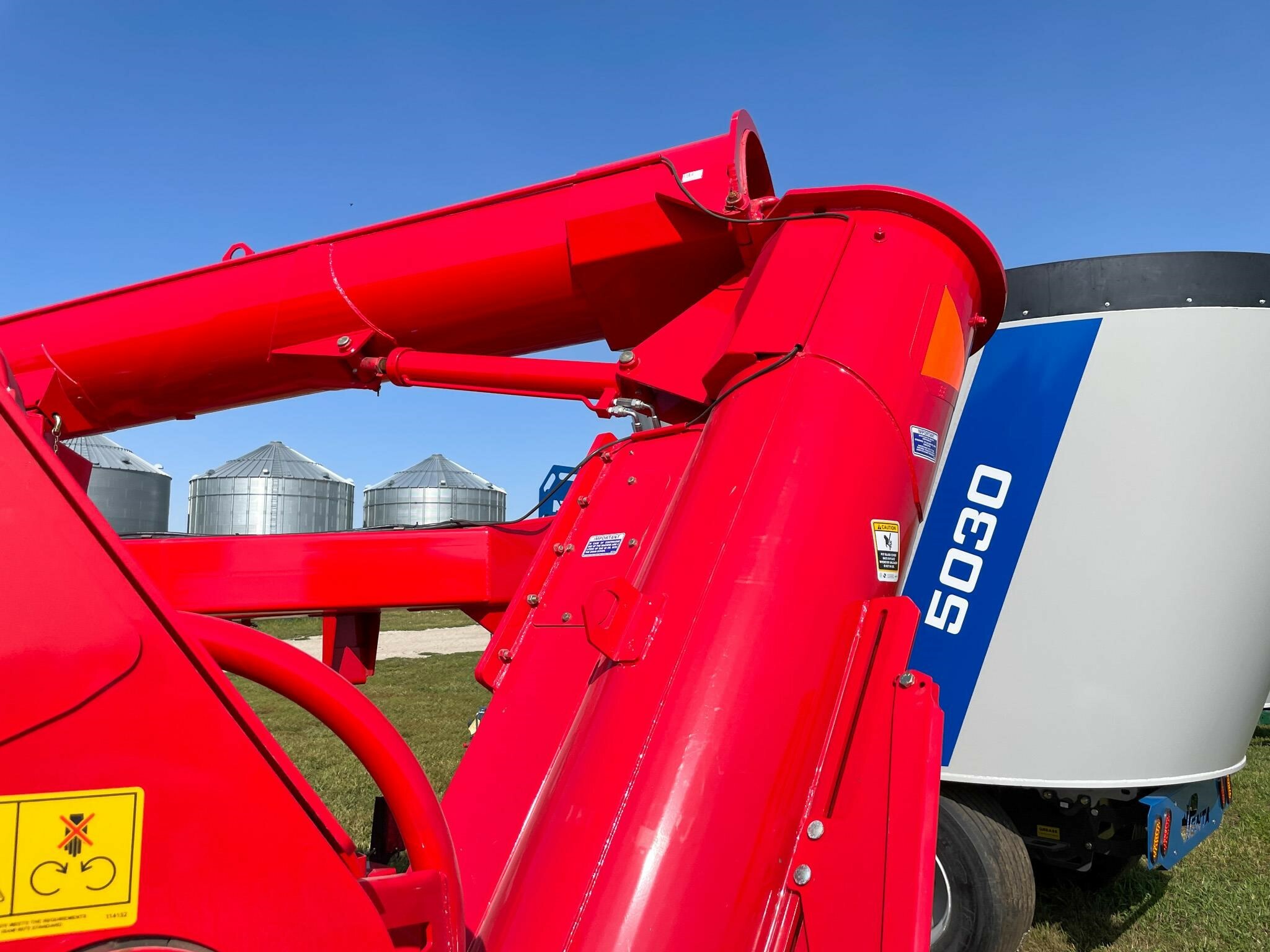 2026 Akron EXG300X Grain Bag Unloader