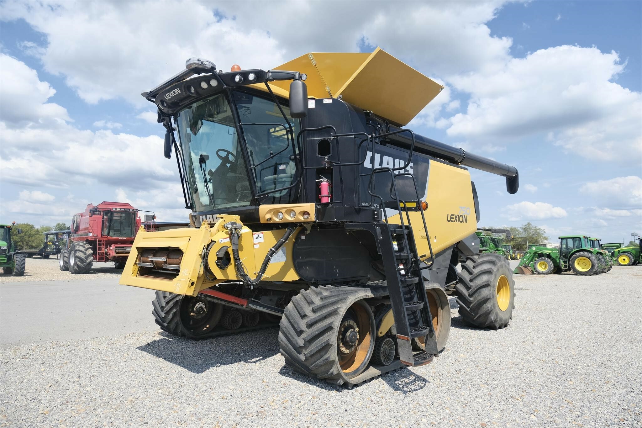 2013 Claas Lexion 750TT Combine