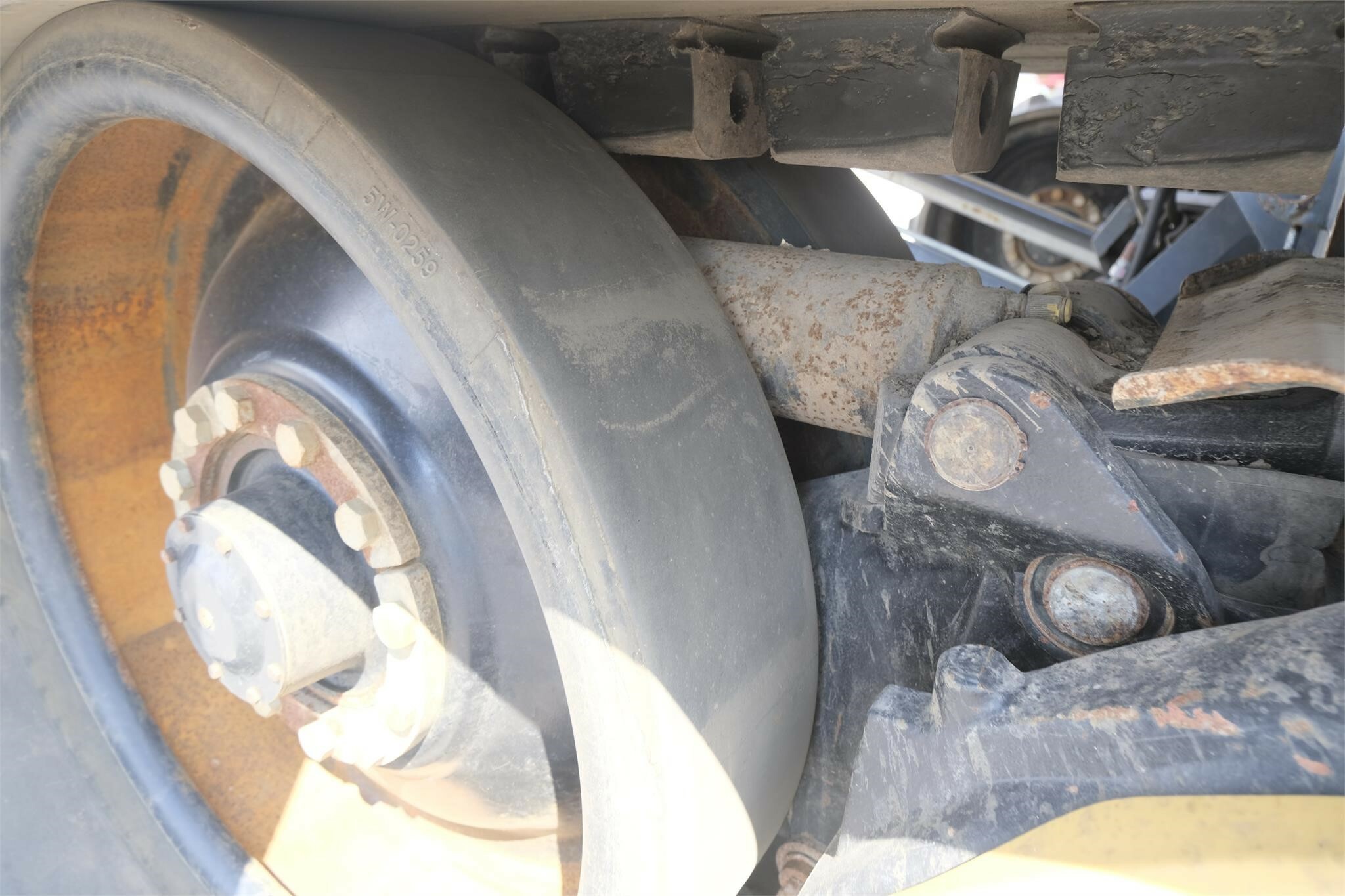 2013 Claas Lexion 750TT Combine