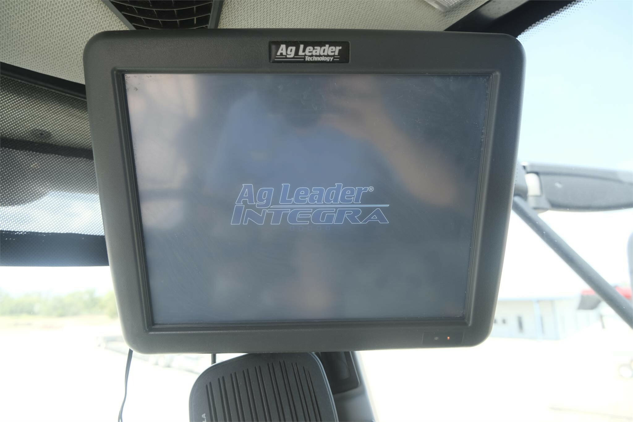 2013 Claas Lexion 750TT Combine