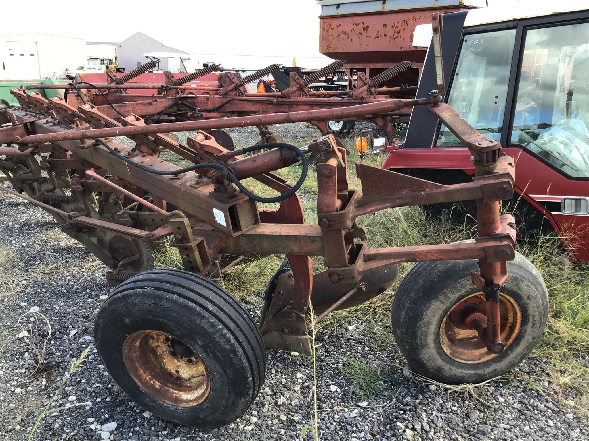  International Harvester 720 Plow