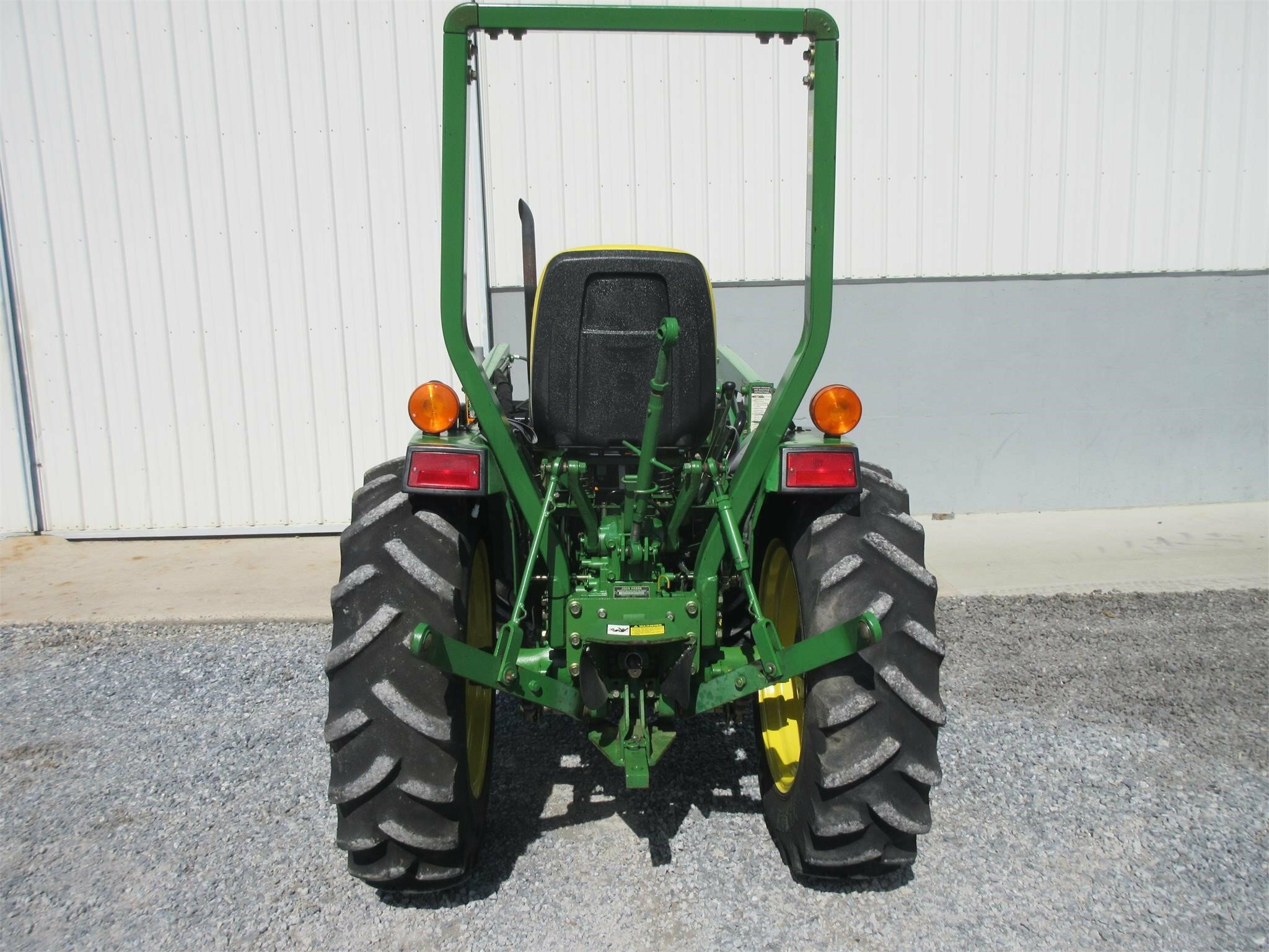 2001 John Deere 790 Tractor 13,900 Machinery Pete