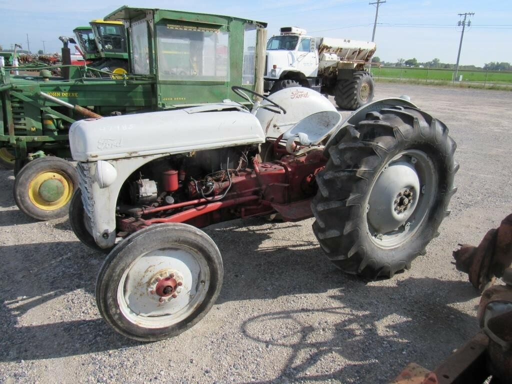 Ford 8n Tractor Call Machinery Pete