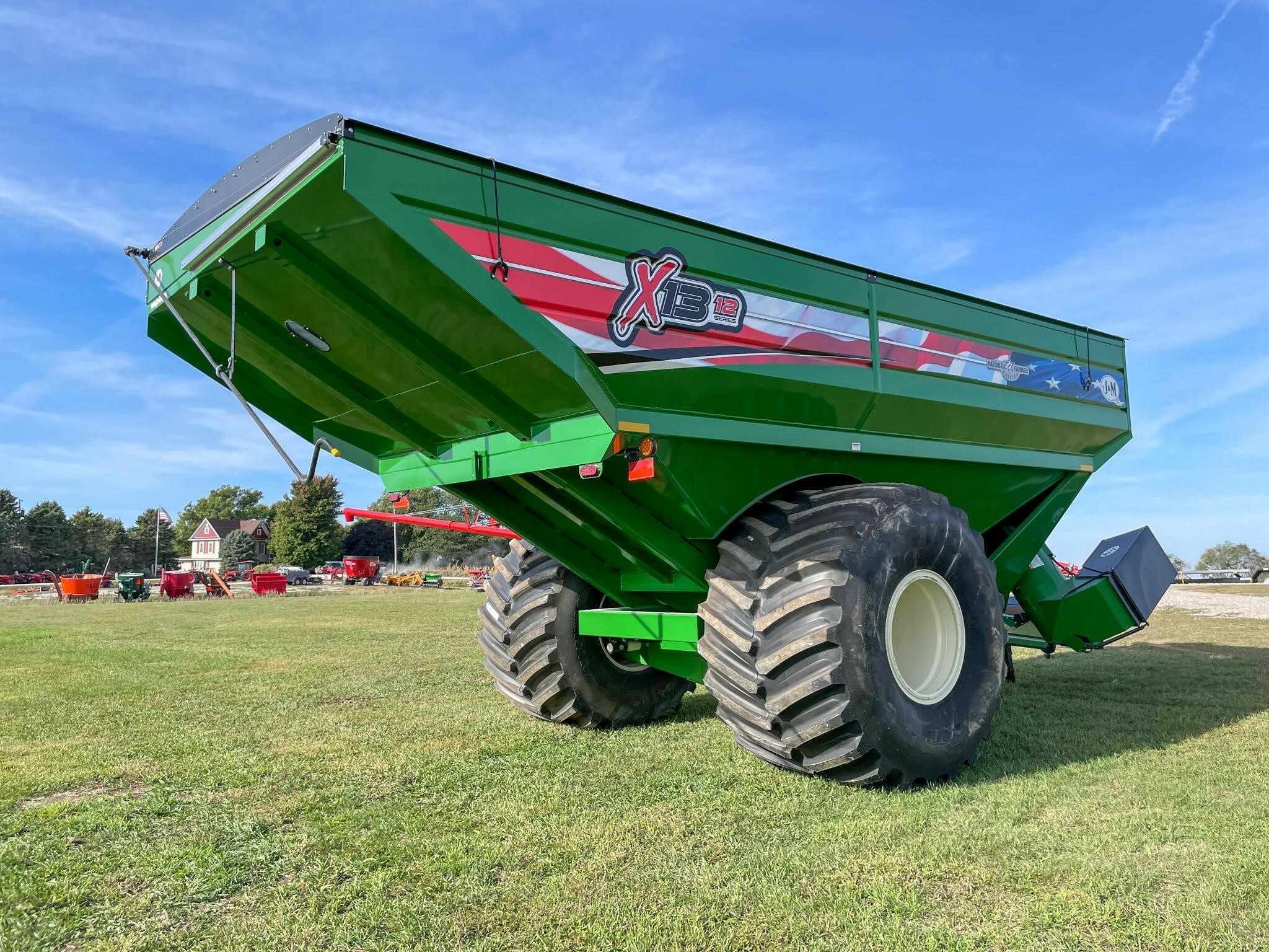 2026 J&M 1312-20S Grain Cart