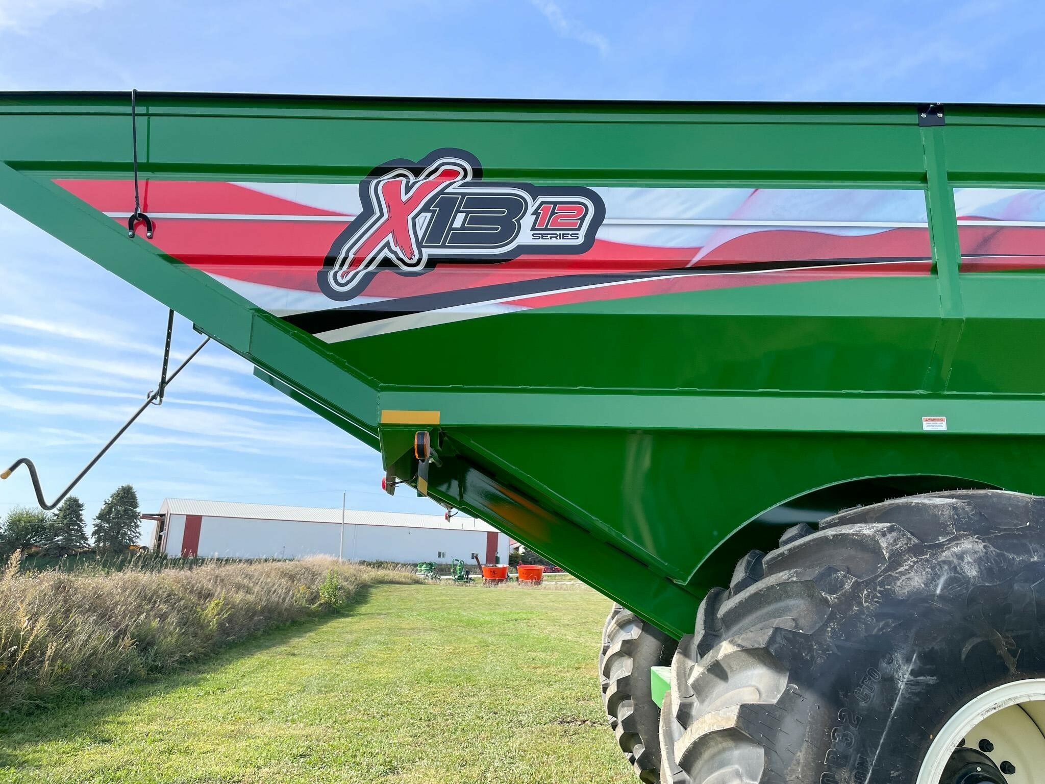 2026 J&M 1312-20S Grain Cart