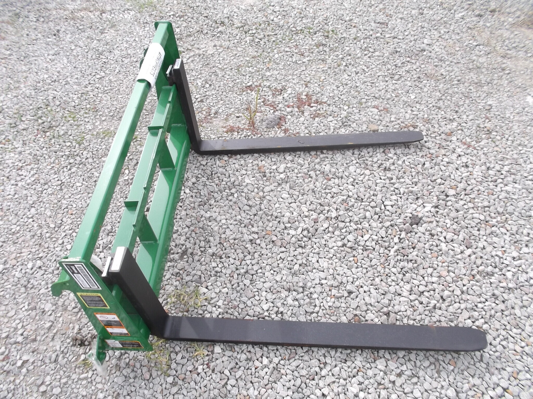  Frontier AP10F Loader and Skid Steer Attachment