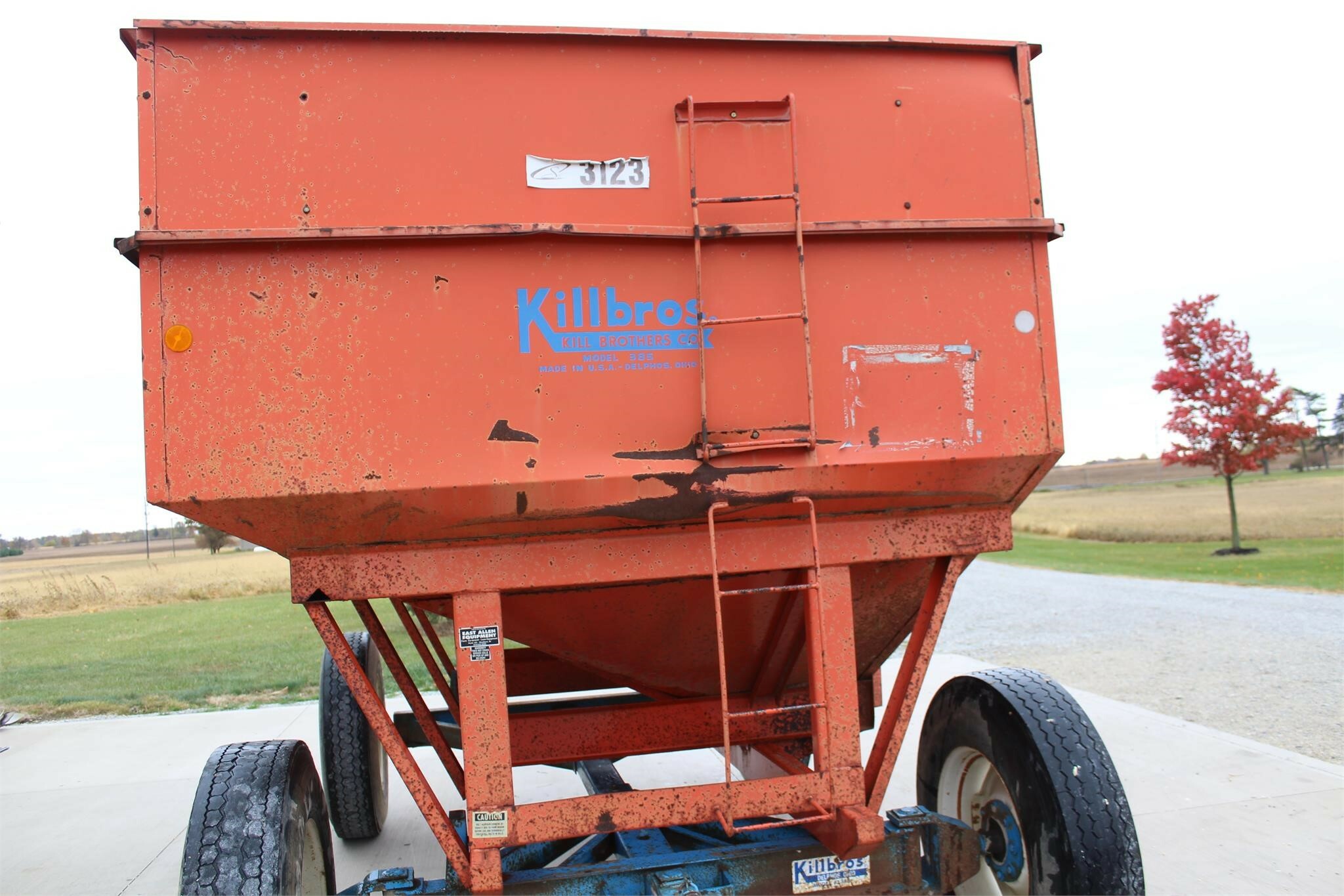 Killbros 385 Gravity Wagon 2,750 Machinery Pete