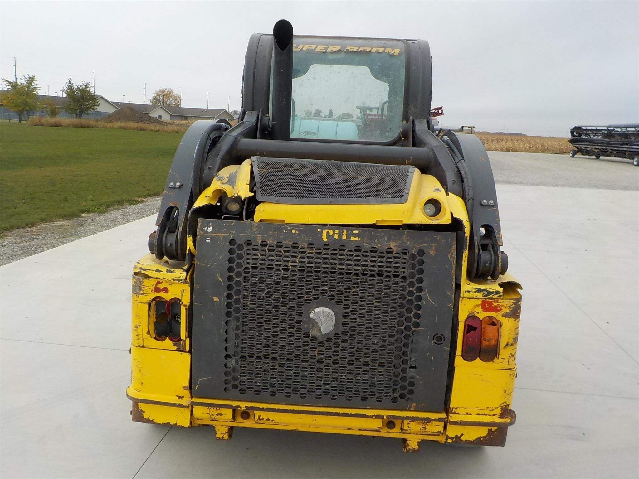 2015 New Holland L218 Skid Steer 20,000 Machinery Pete