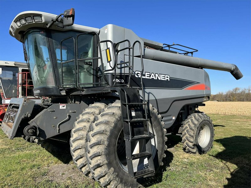Gleaner A85 Combine 99,500 Machinery Pete