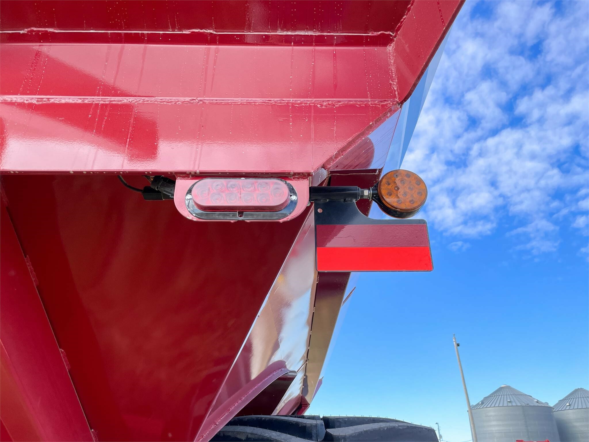 2026 J&M 1112 Grain Cart