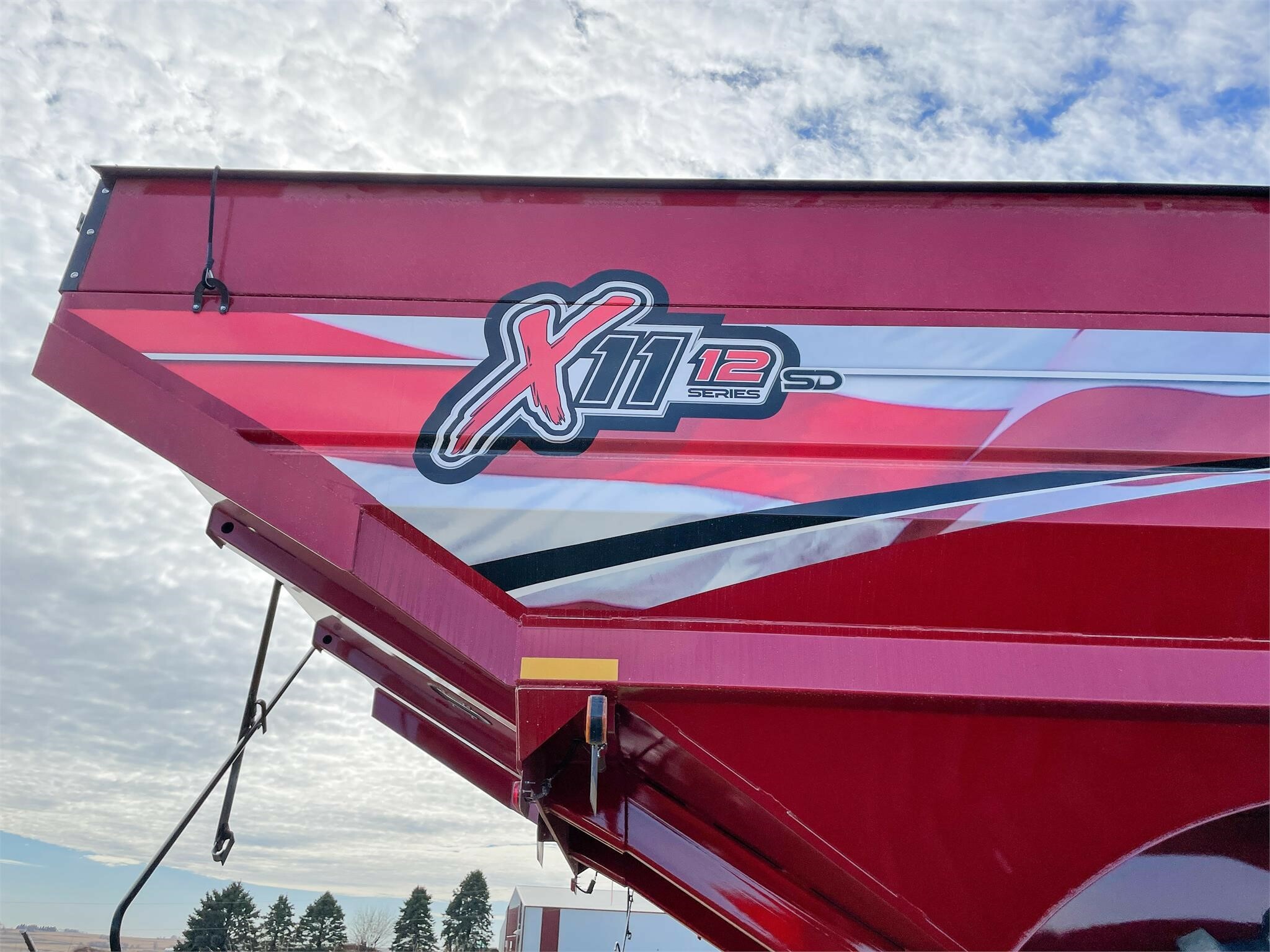 2026 J&M 1112 Grain Cart