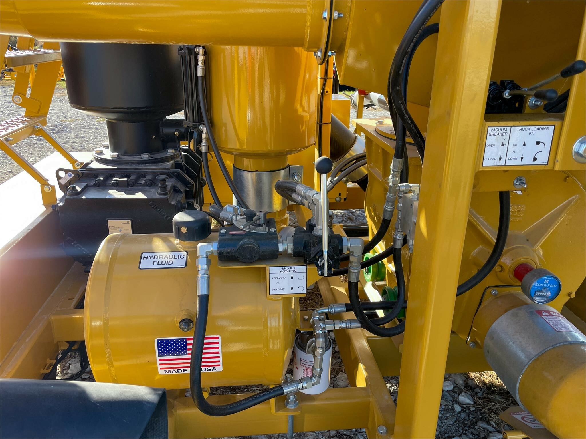 2026 VAC BOSS 6068D Grain Vac