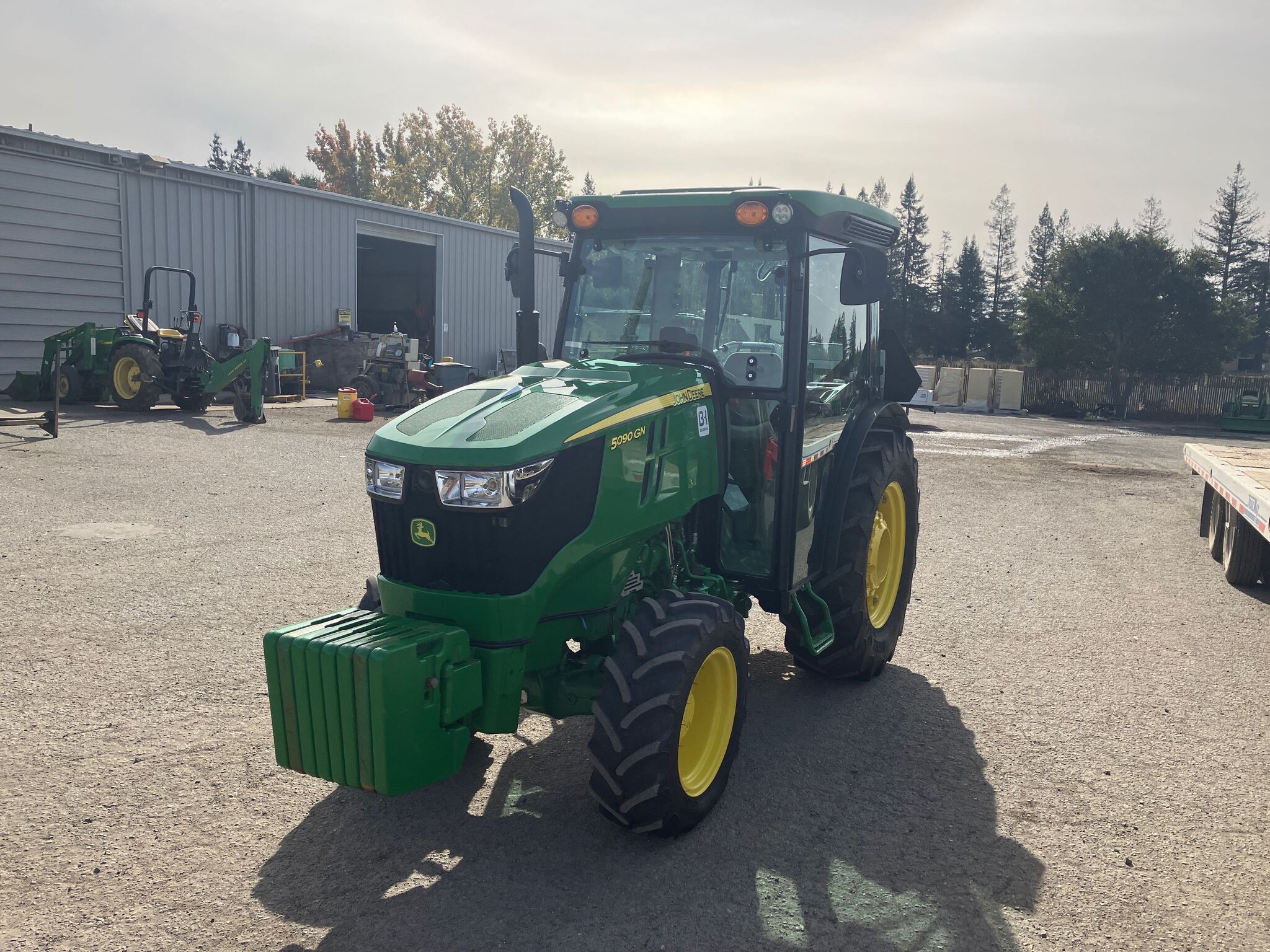 2022 John Deere 5090GN Tractor