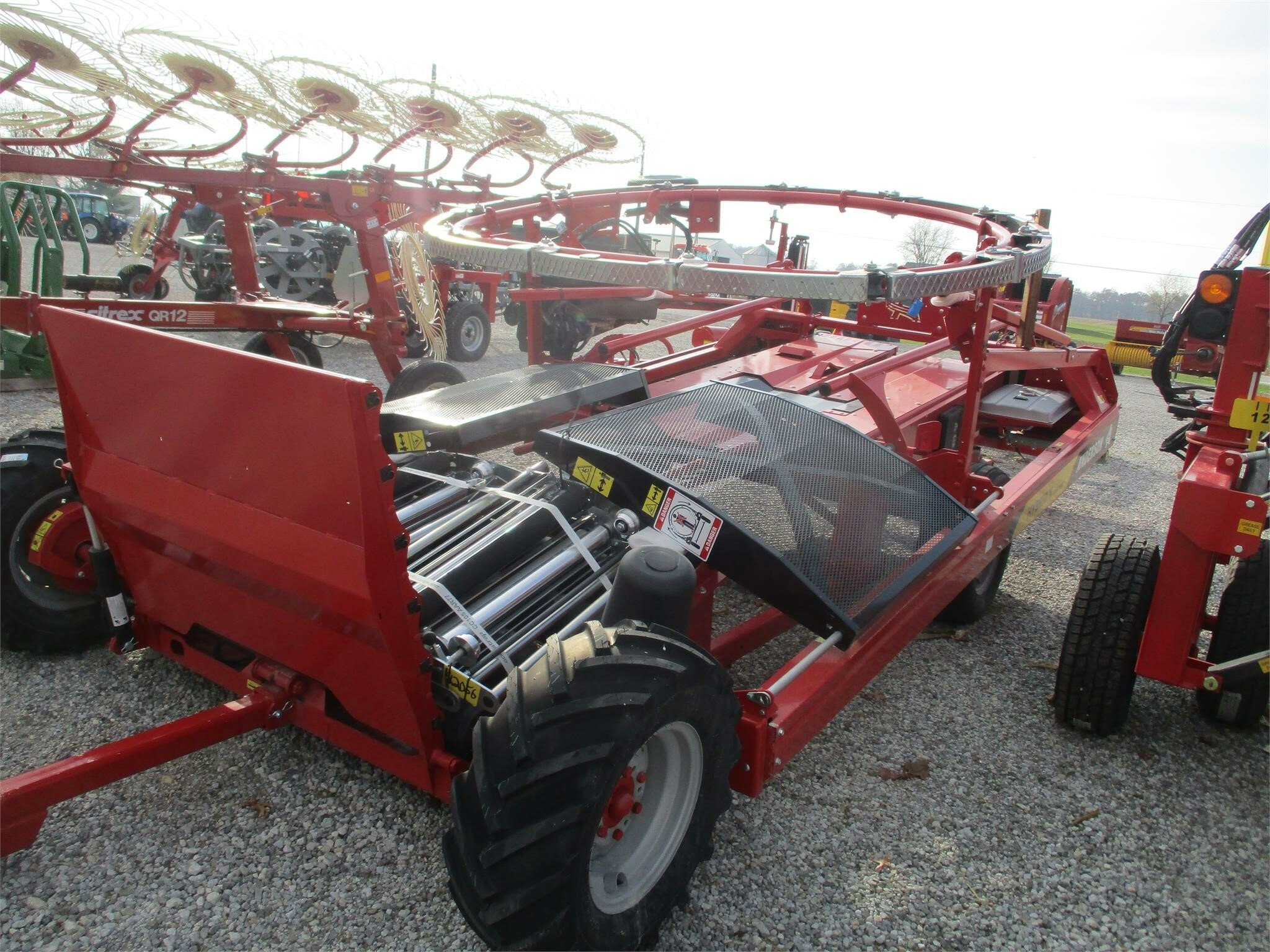 2026 Anderson Hybrid X Bale Wrapper