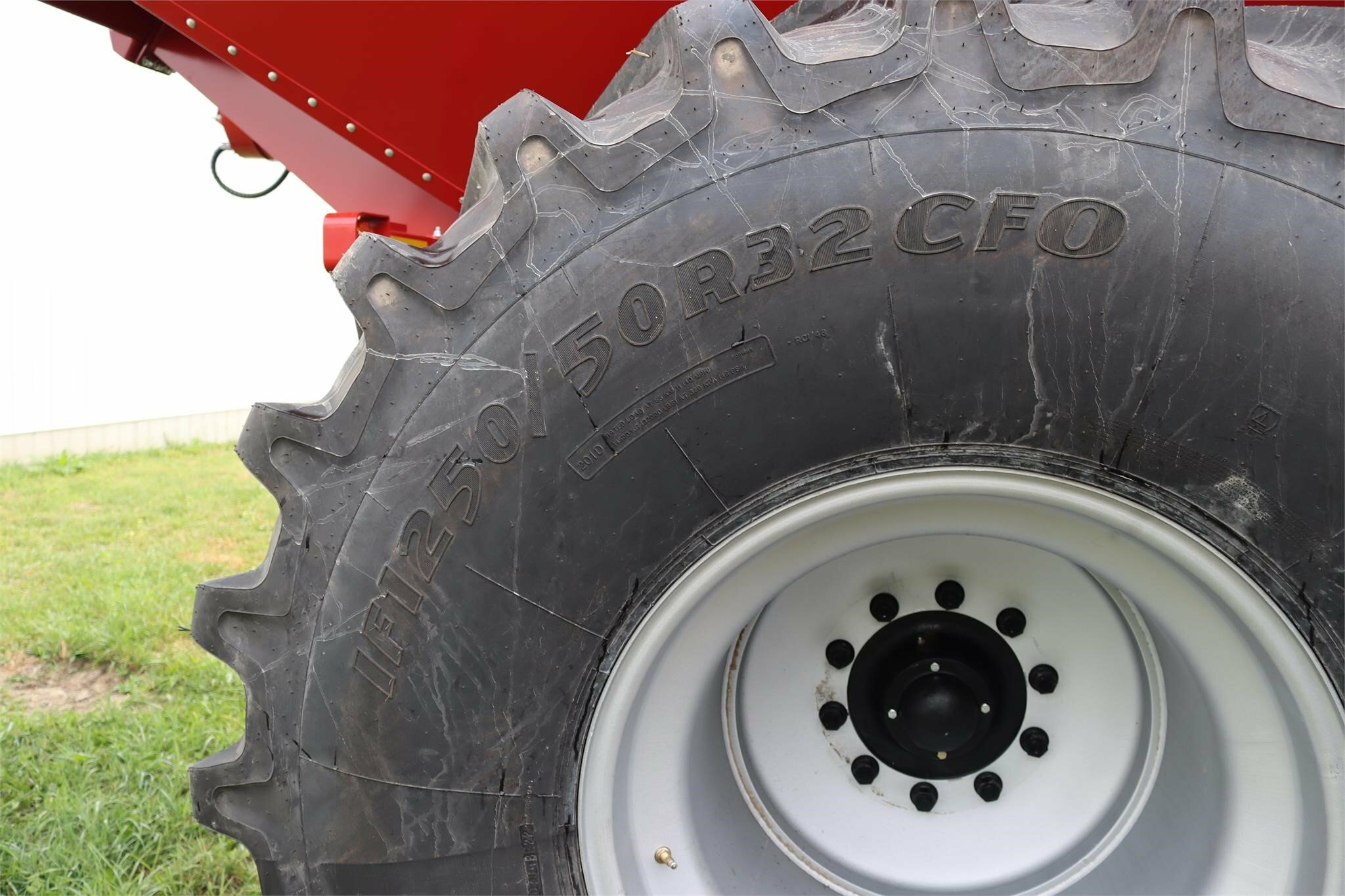  Brandt 1120XT Grain Cart