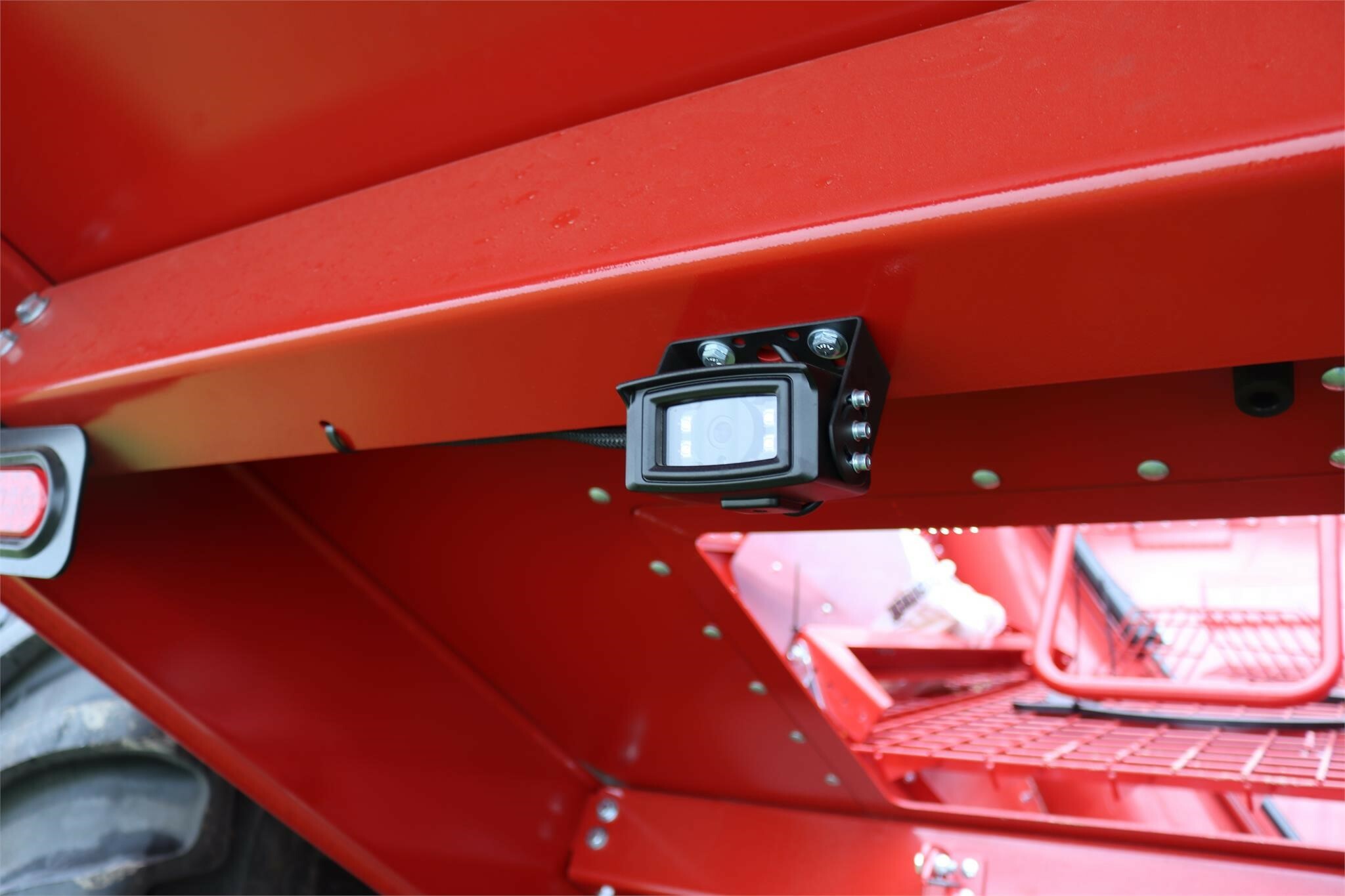  Brandt 1120XT Grain Cart