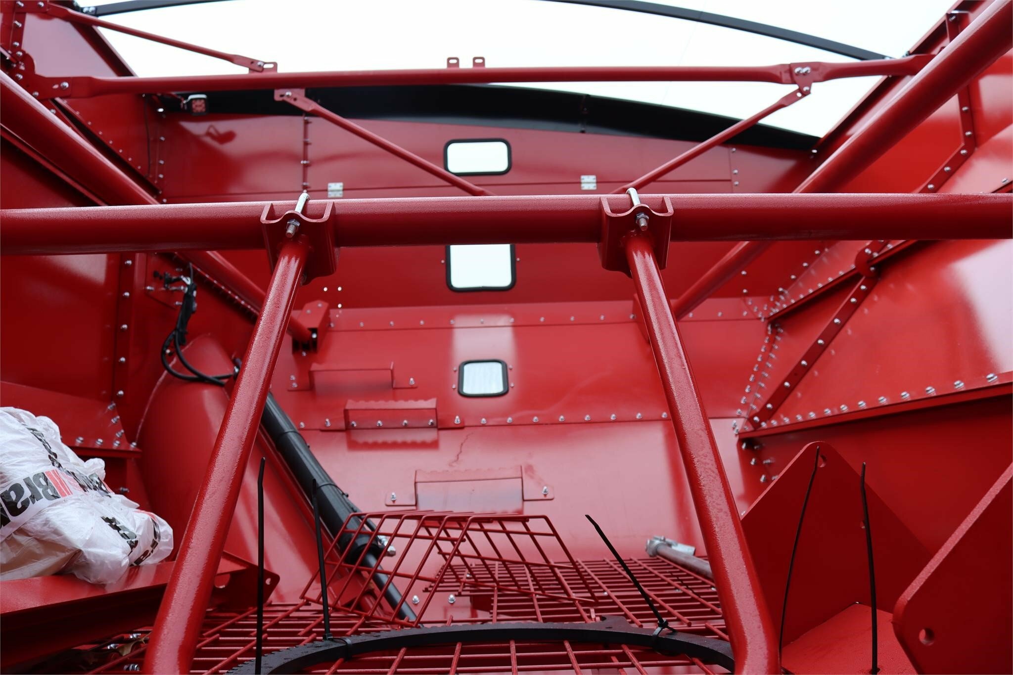  Brandt 1120XT Grain Cart