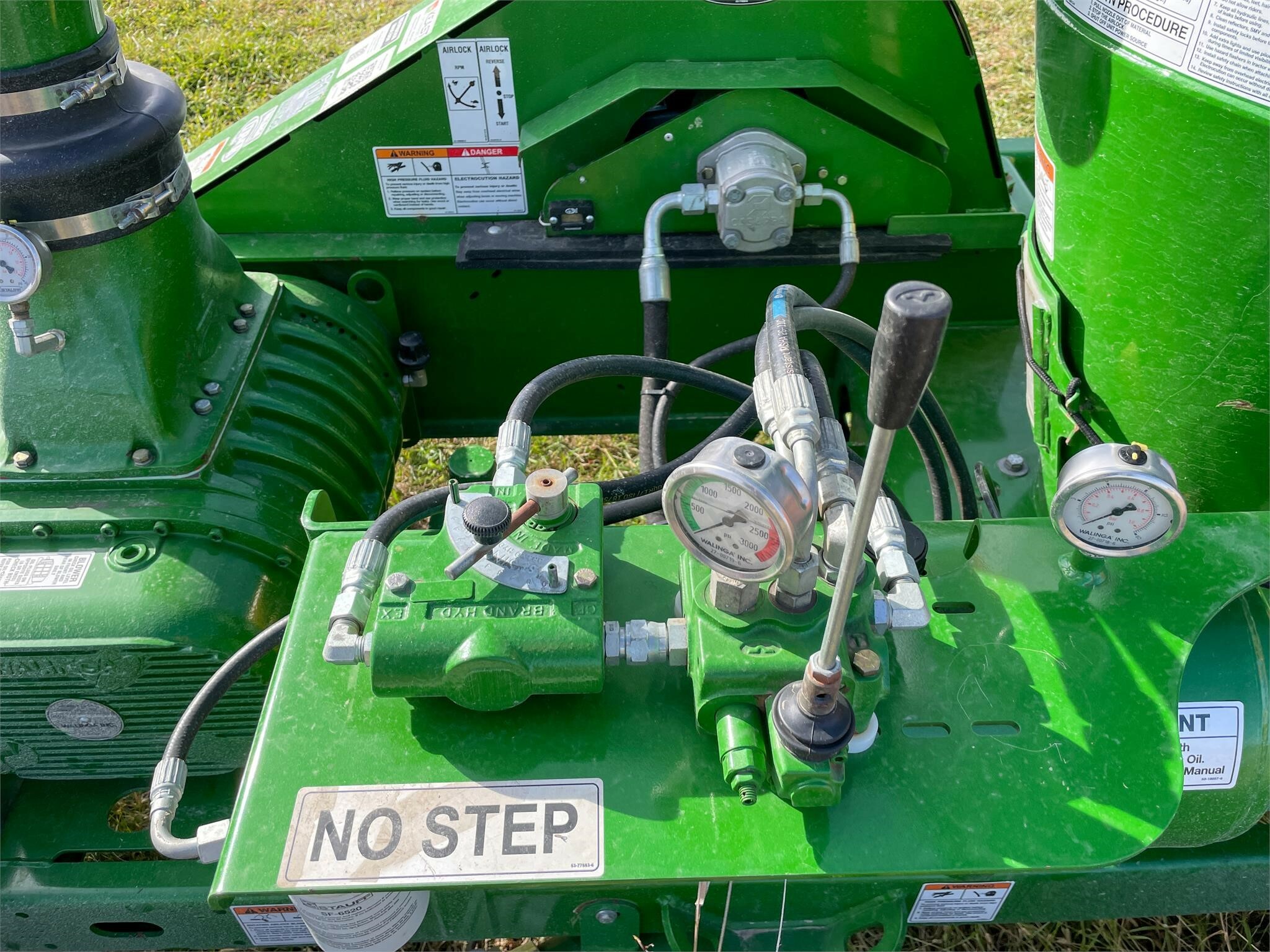2019 Walinga AGRI-VAC 5614DLX Grain Vac