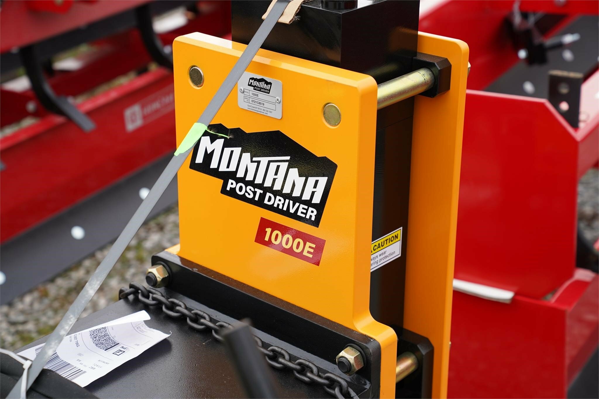 2023 MONTANA POST DRIVER 1000E Loader and Skid Steer Attachment