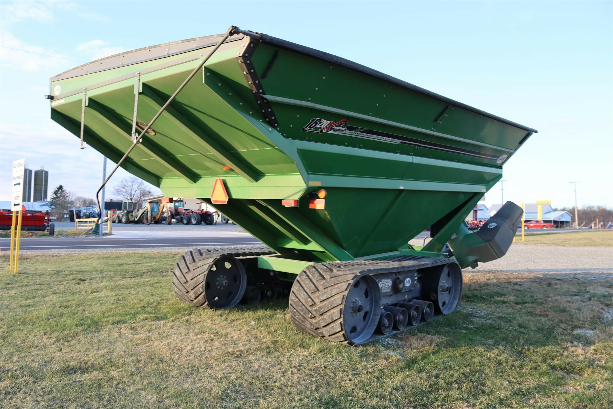 2015 J&M 1520-22T Grain Cart