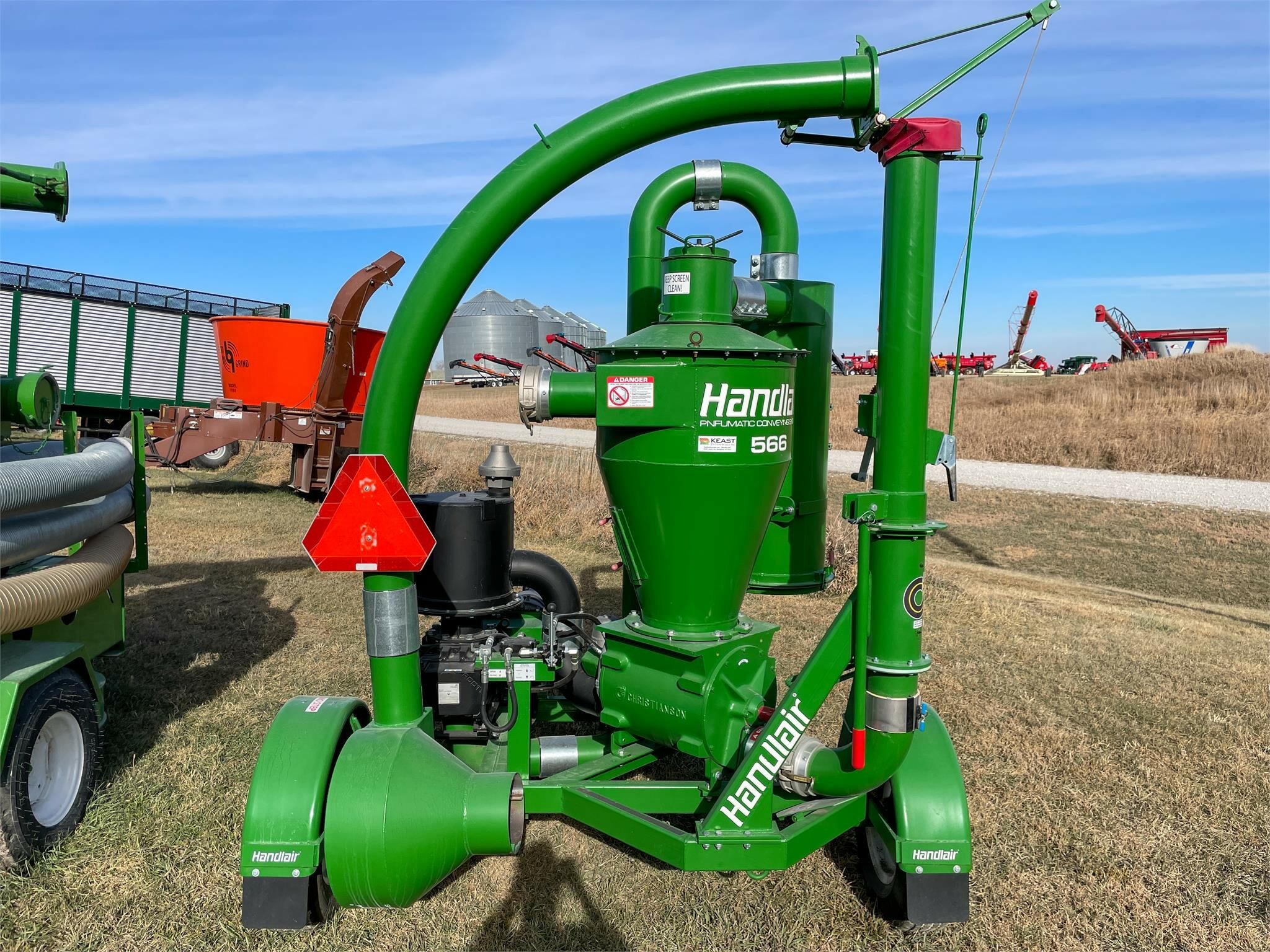 2026 Handlair 566 Grain Vac