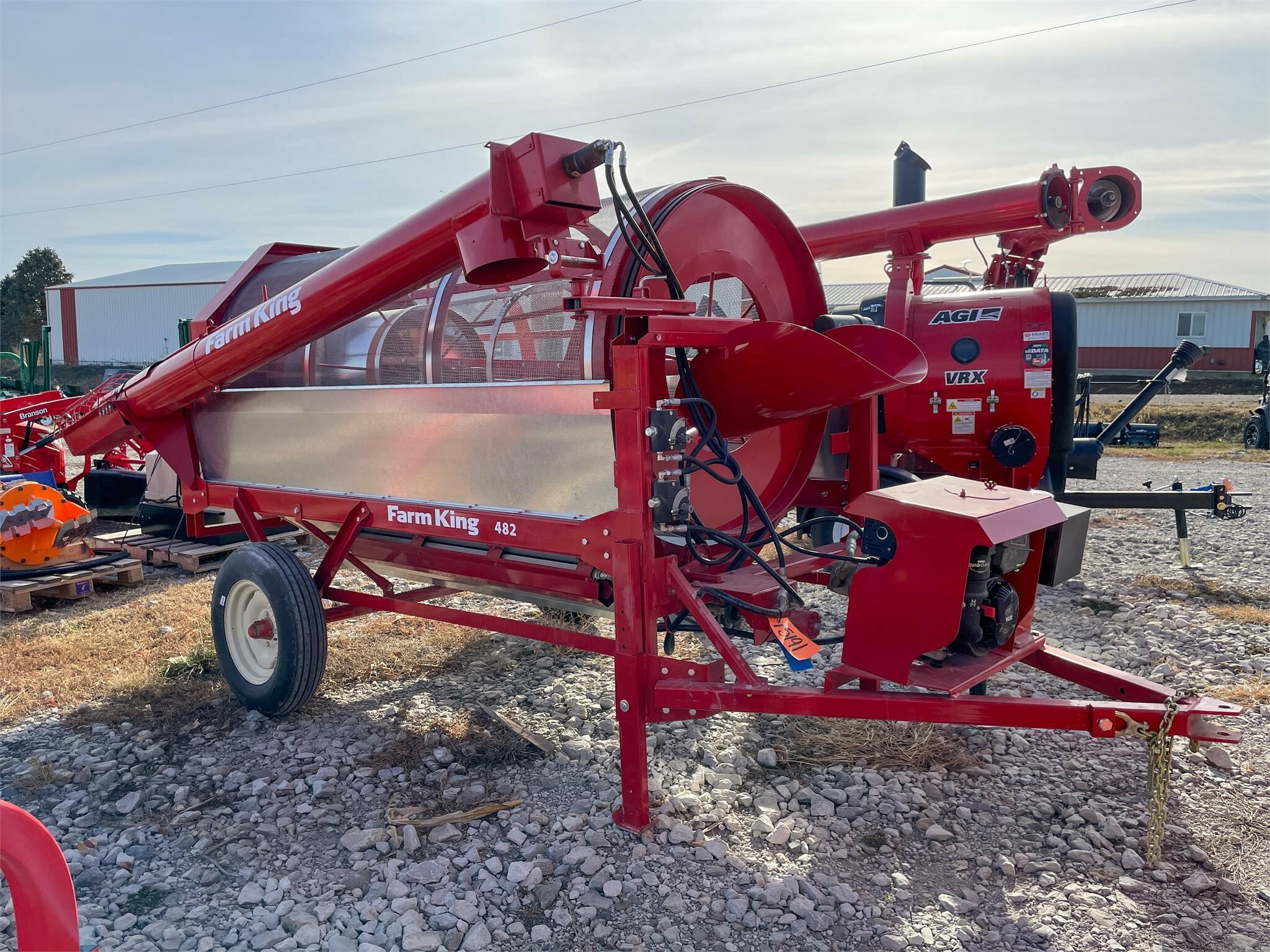 2026 Farm King Y482 Grain Cleaner