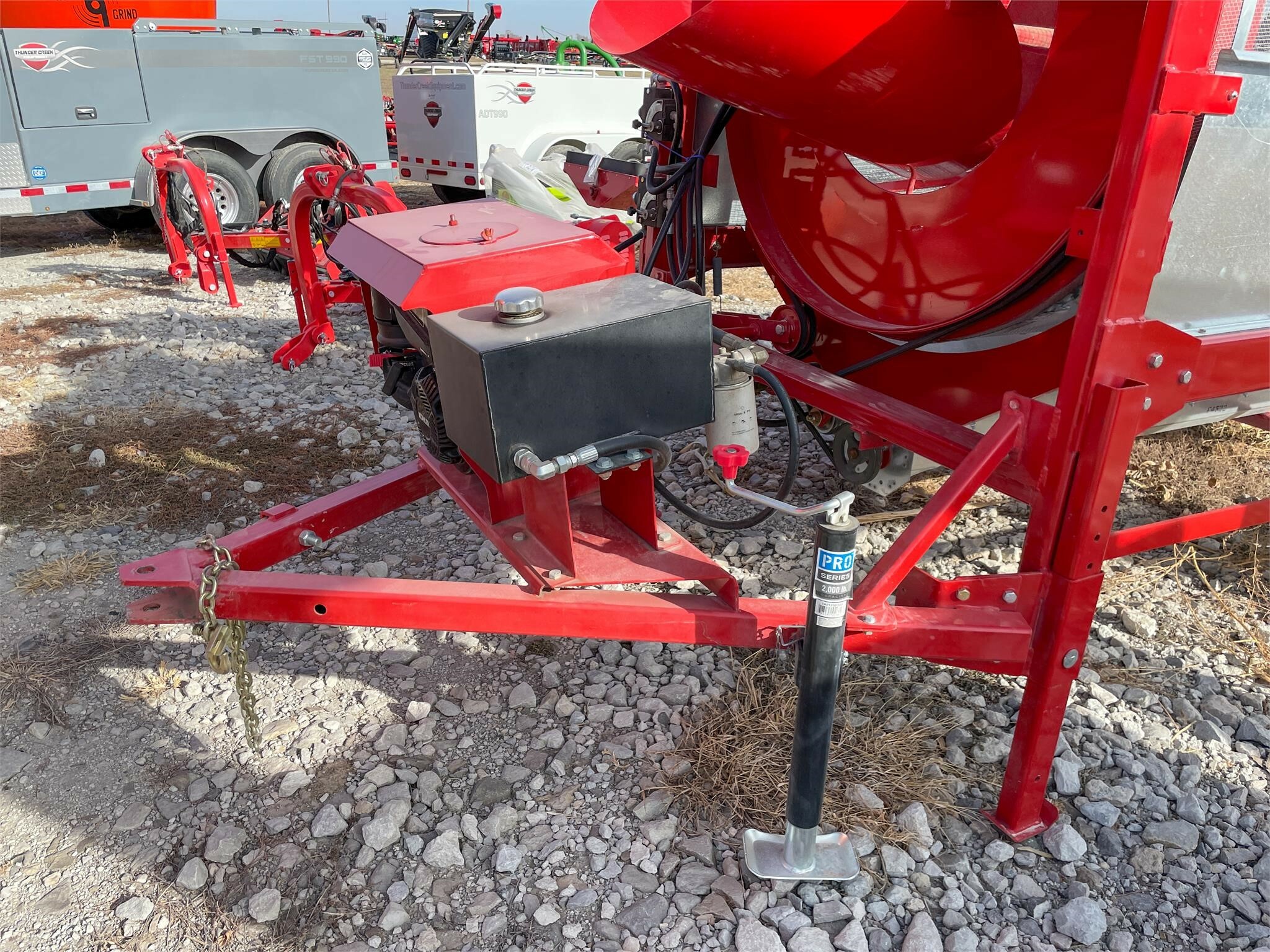 2026 Farm King Y482 Grain Cleaner