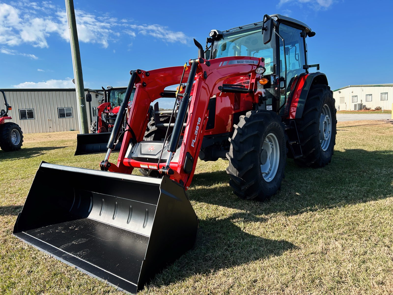 2024 Massey Ferguson 5711D Tractor