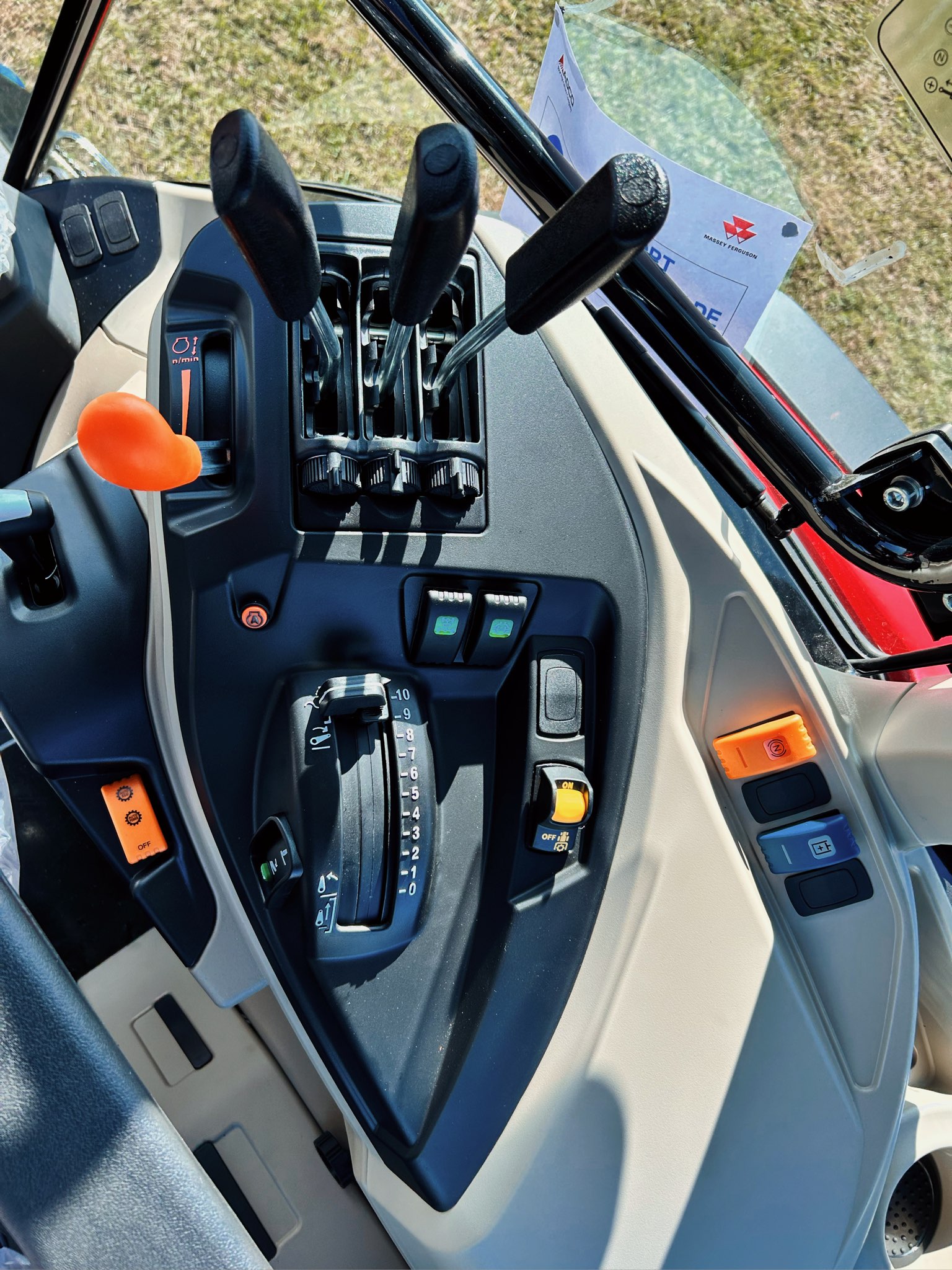 2024 Massey Ferguson 5711D Tractor