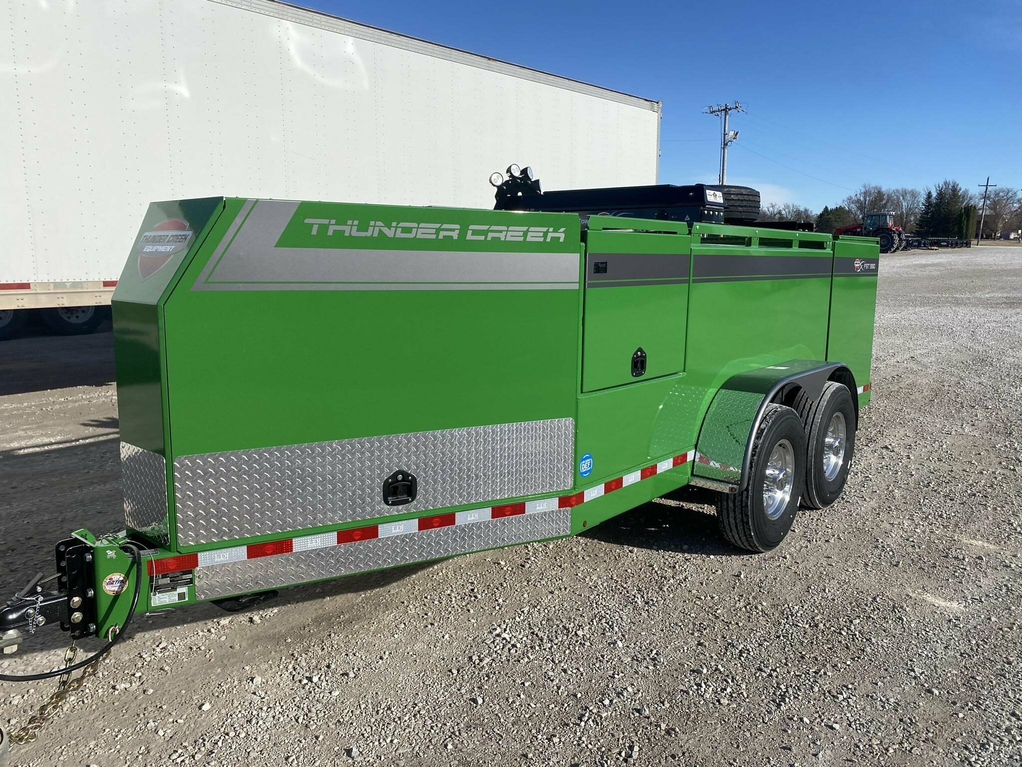 2025 Thunder Creek FST990 Fuel Trucks/Trailer