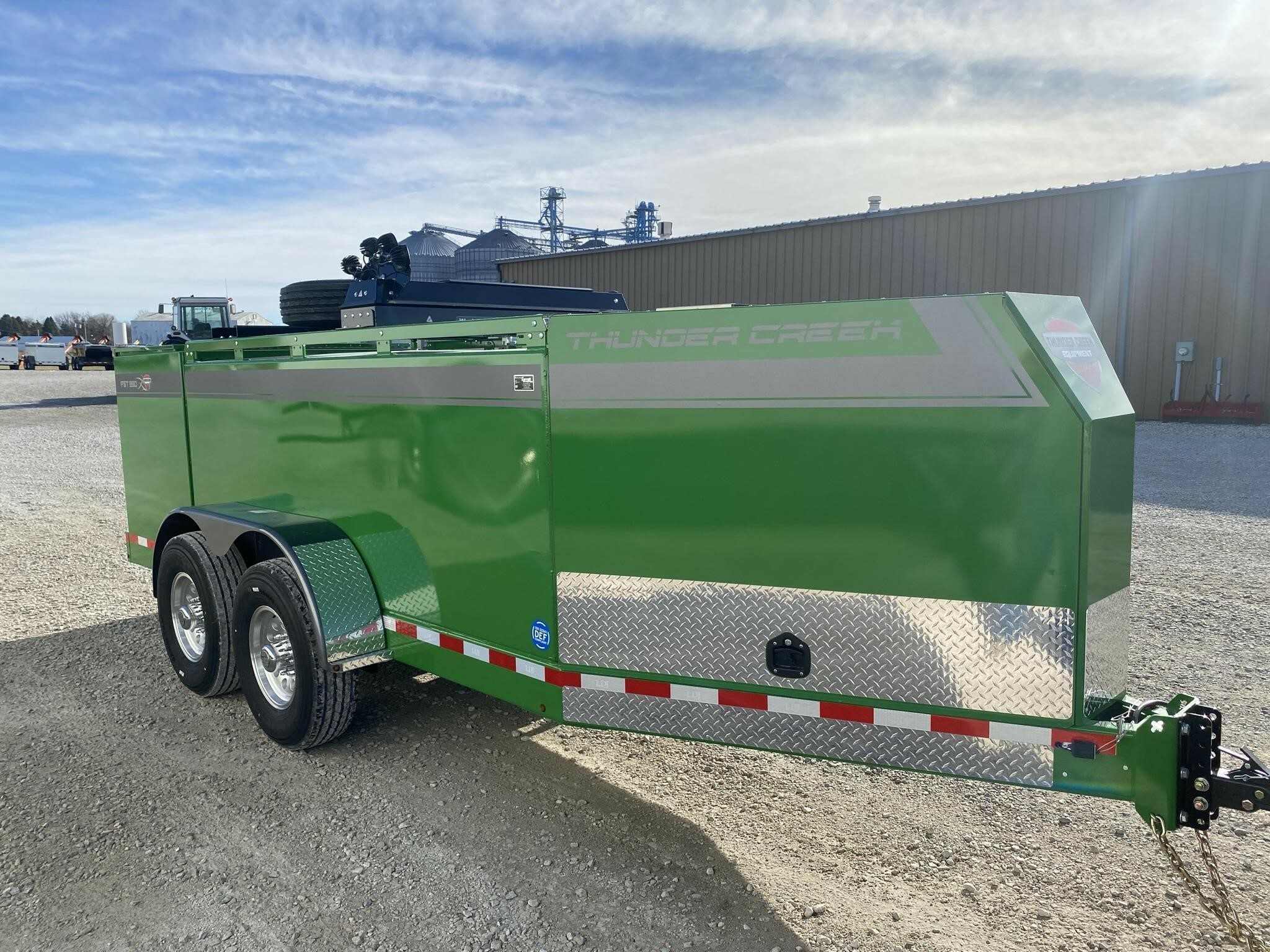 2025 Thunder Creek FST990 Fuel Trucks/Trailer