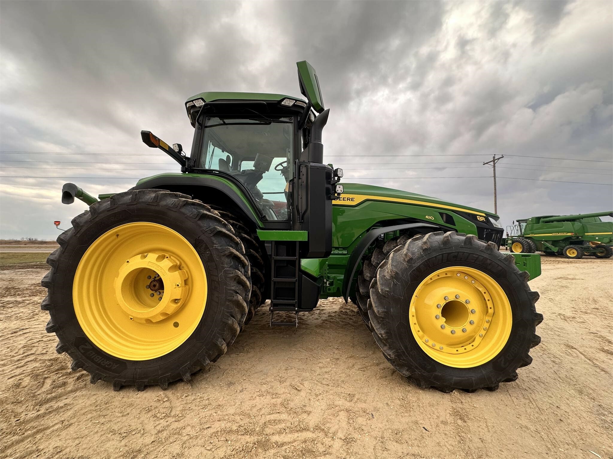 2021 John Deere 8R 410 Tractor