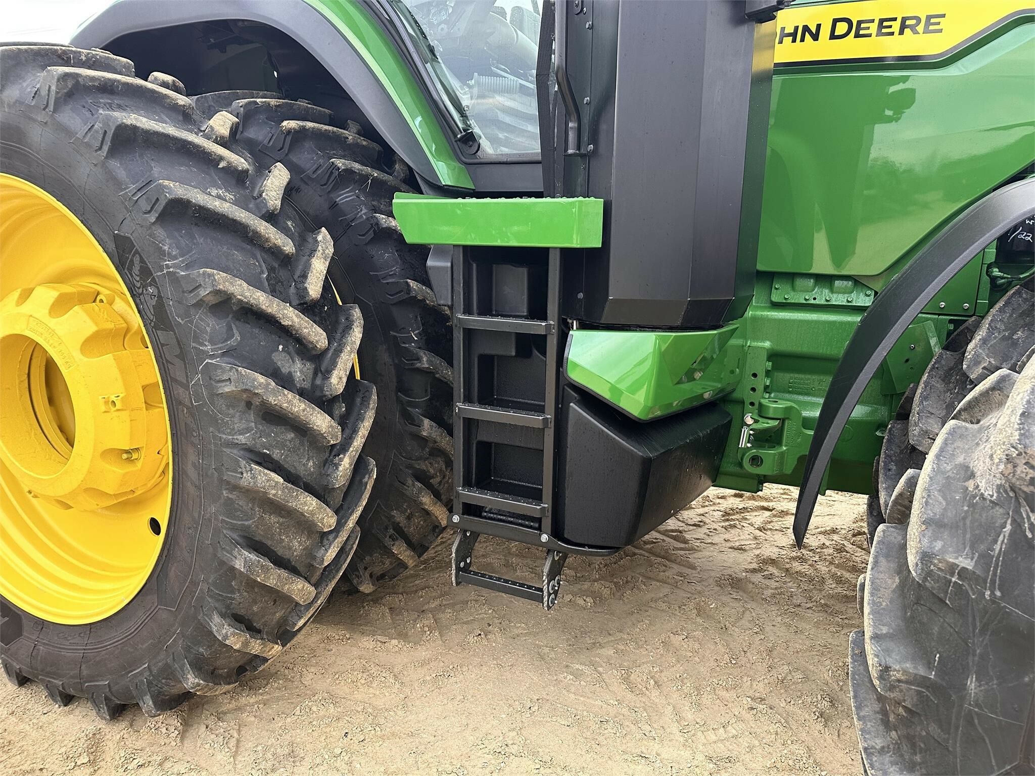 2021 John Deere 8R 410 Tractor