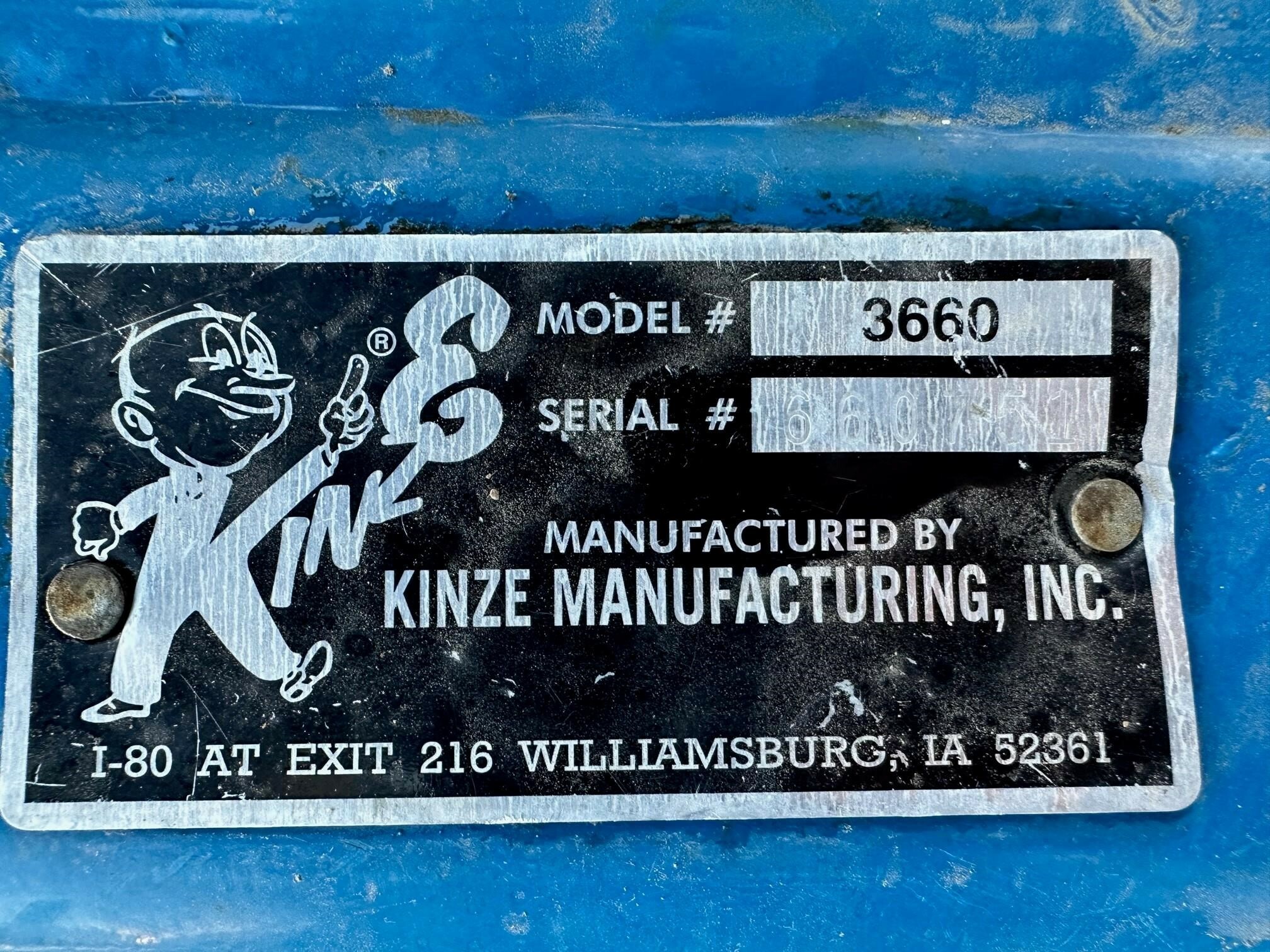 2012 Kinze 3660 ASD Planter