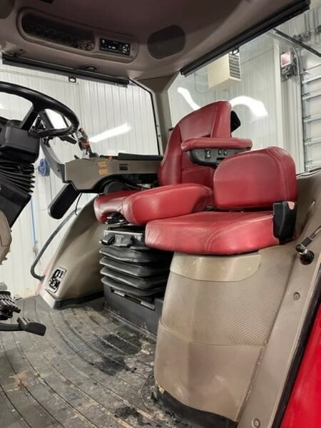2015 Case IH Magnum 380 Rowtrac CVT Tractor