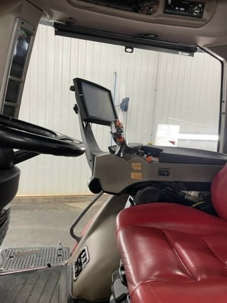 2015 Case IH Magnum 380 Rowtrac CVT Tractor