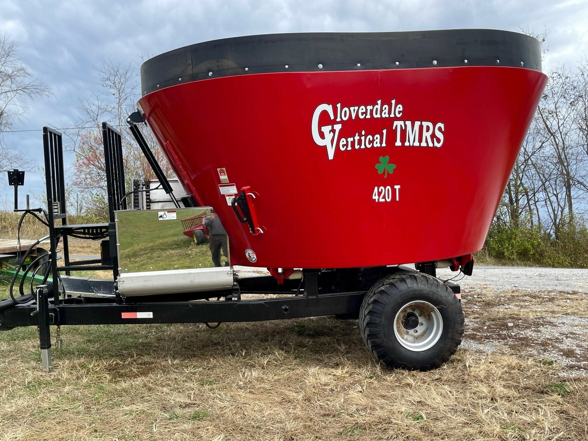 2026 Cloverdale 420T Grinders and Mixer - $Call | Machinery Pete