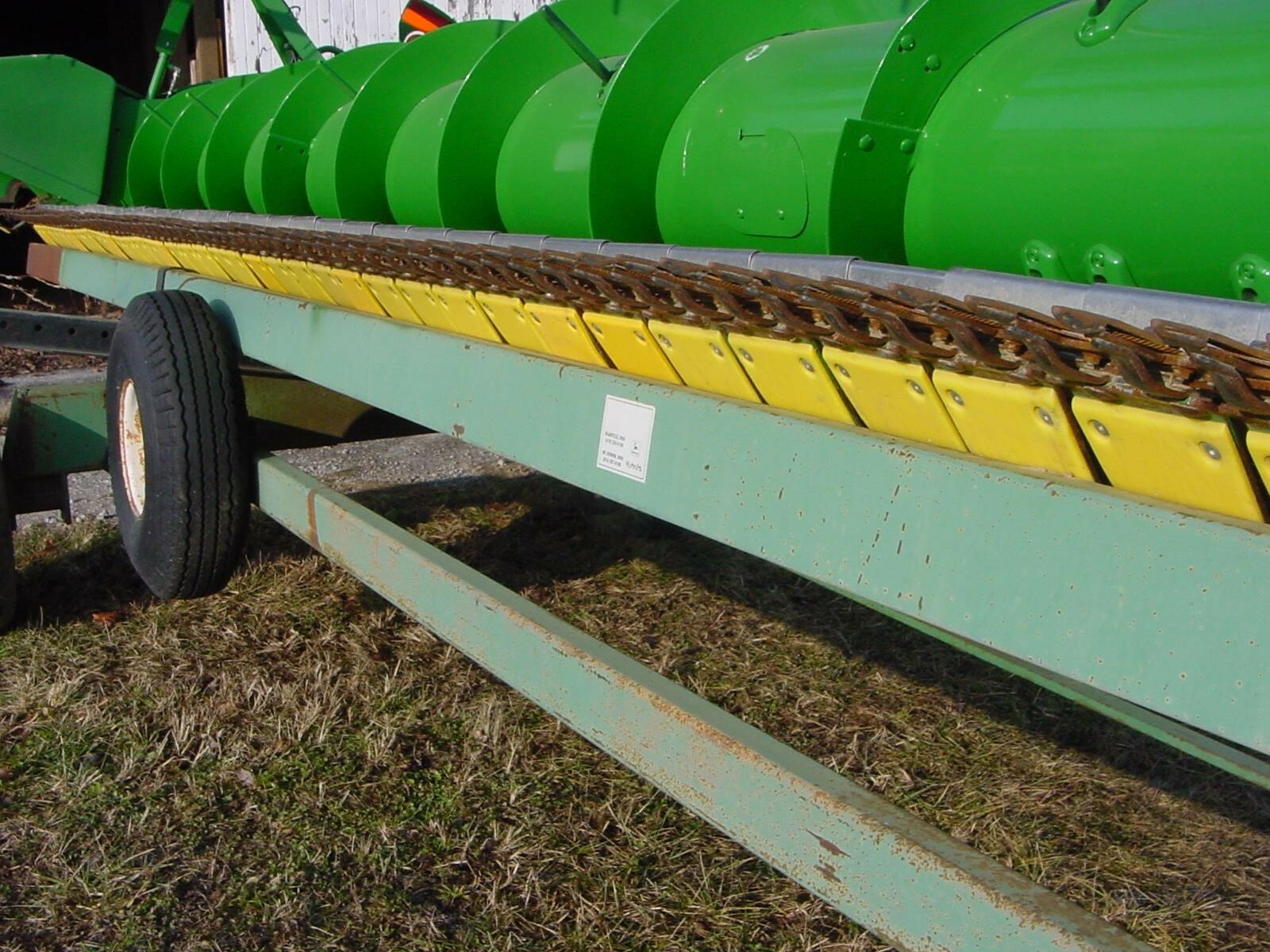 2005 John Deere 635F Platform