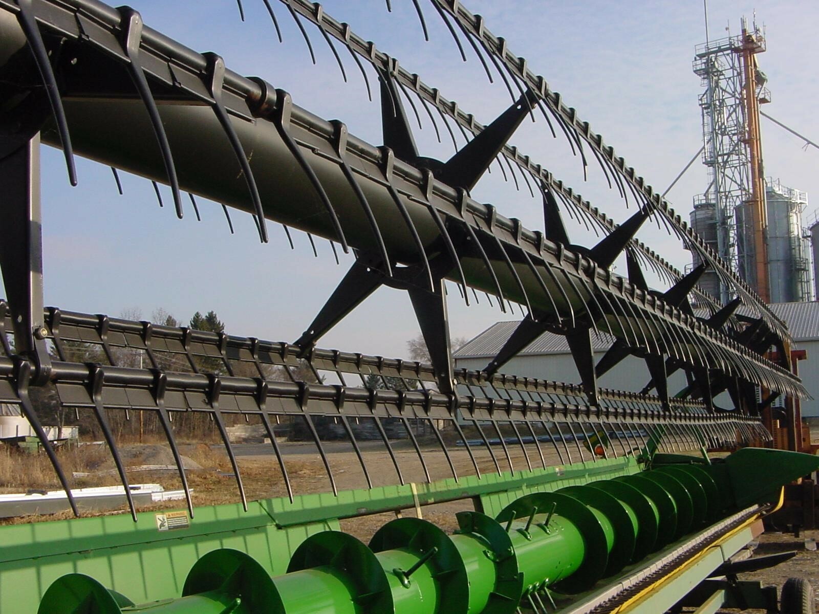 2005 John Deere 635F Platform