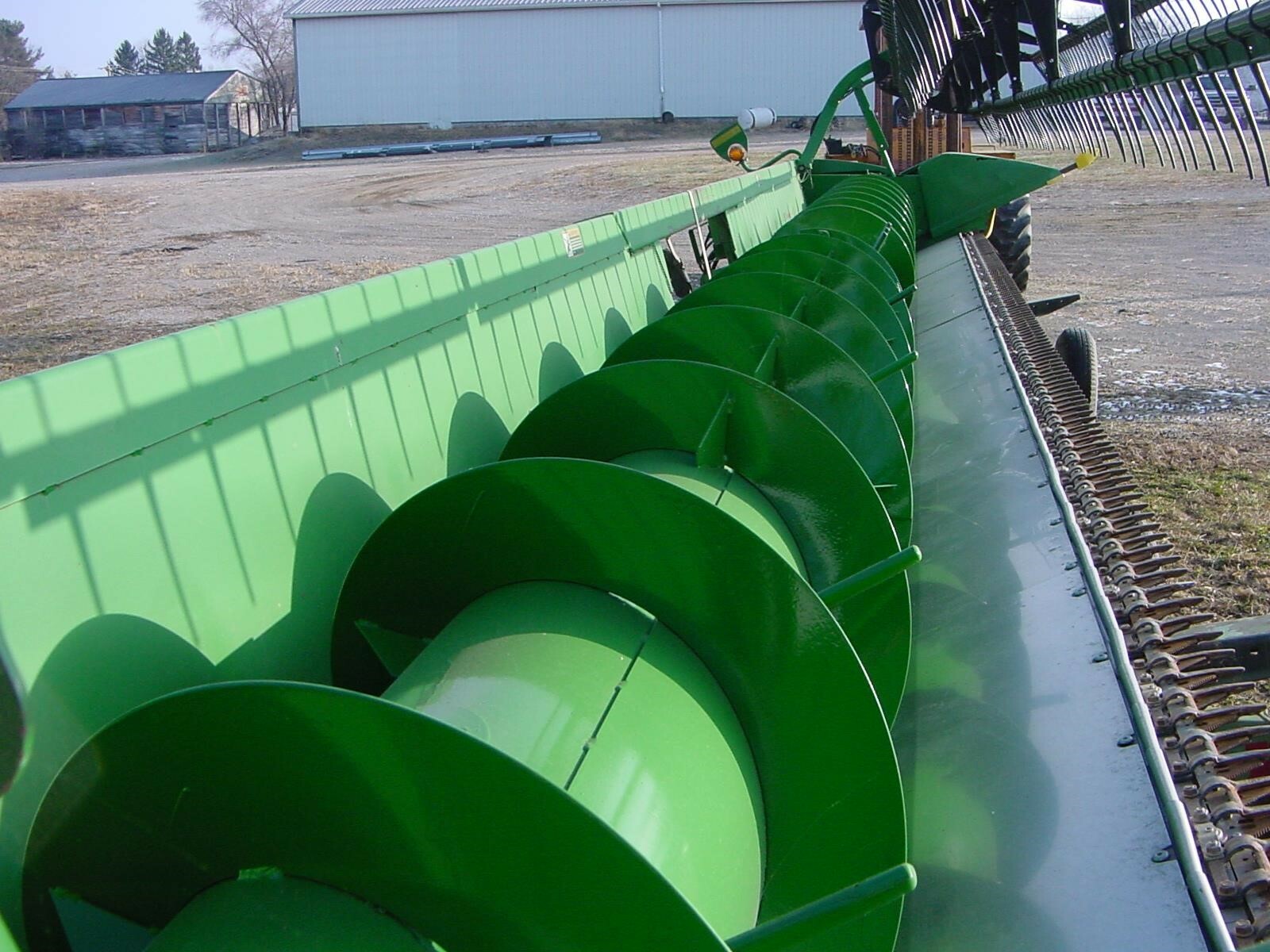 2005 John Deere 635F Platform