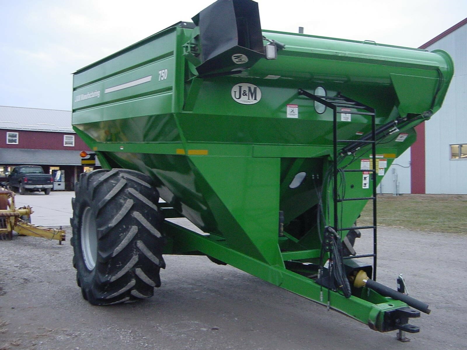 J&M 750-18 Grain Cart