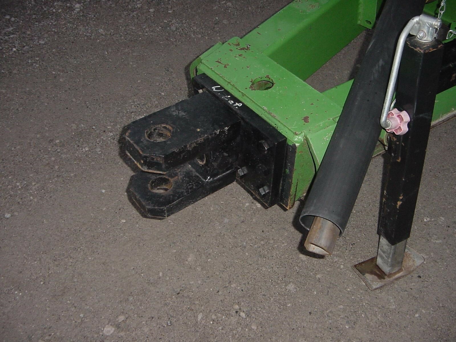  J&M 750-18 Grain Cart