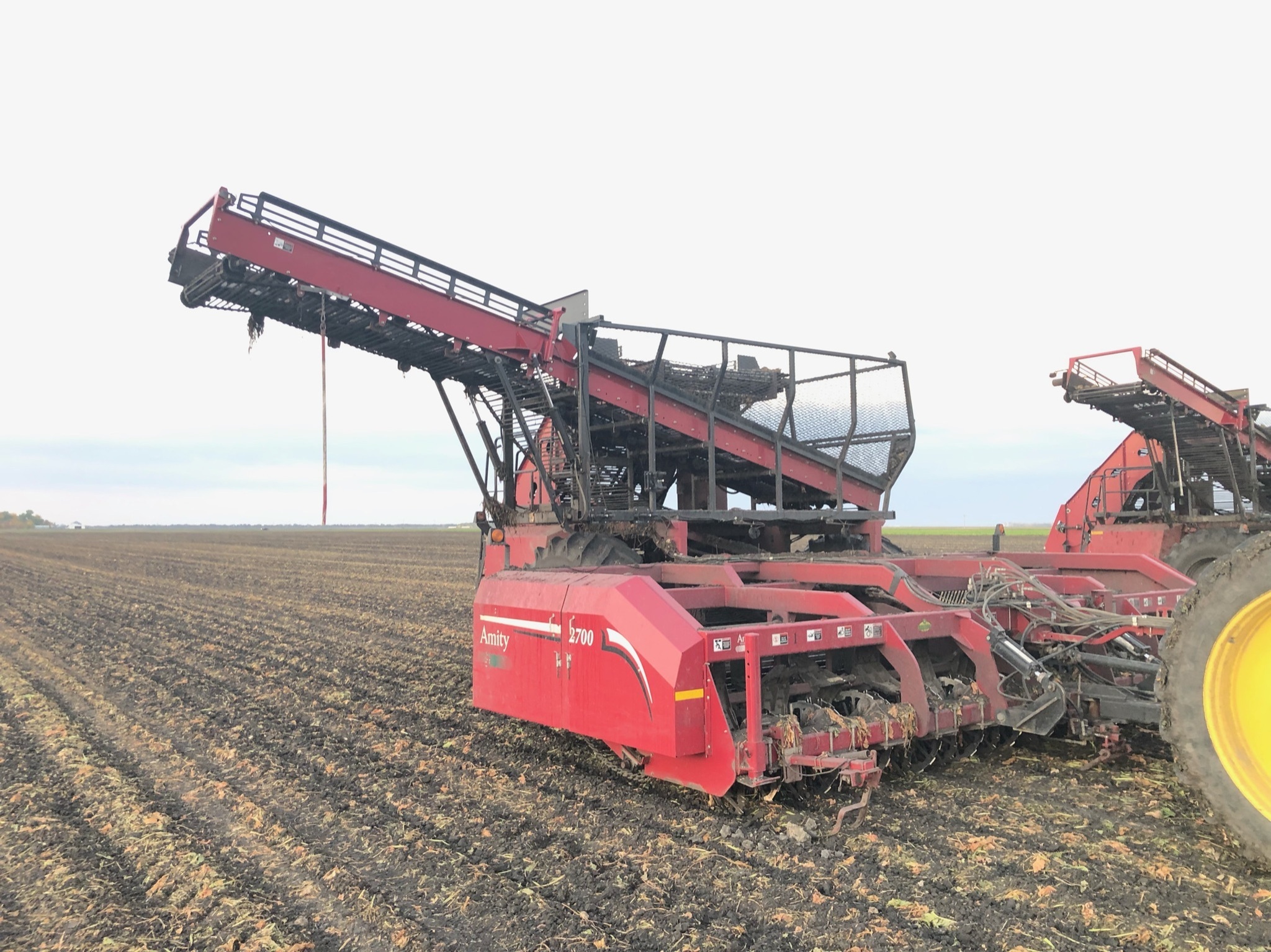 2012 Amity 2700 Beet Equipment