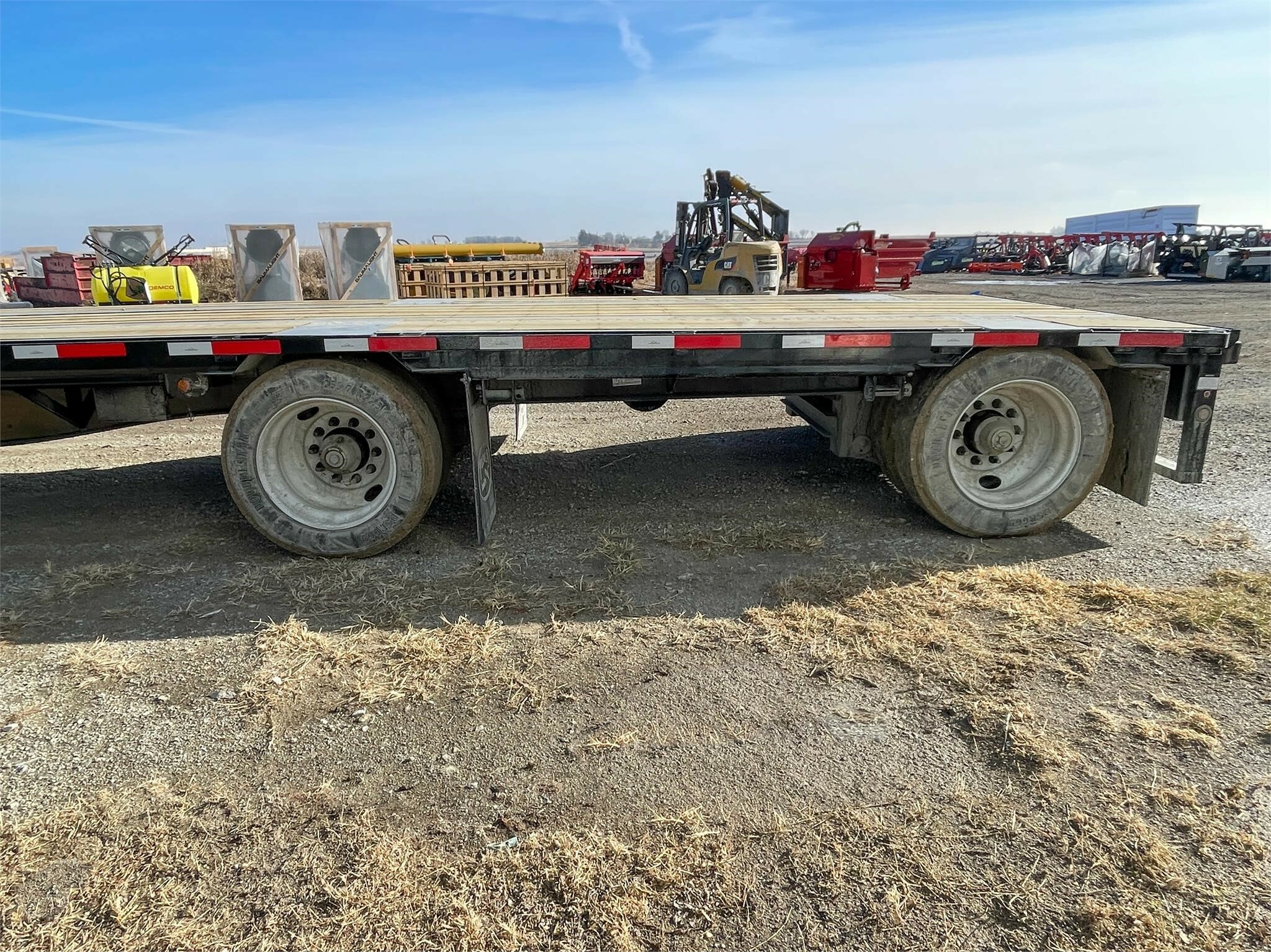 2024 MAS TRAILERS STEP DECK Flatbed Trailer 45,650 Machinery Pete
