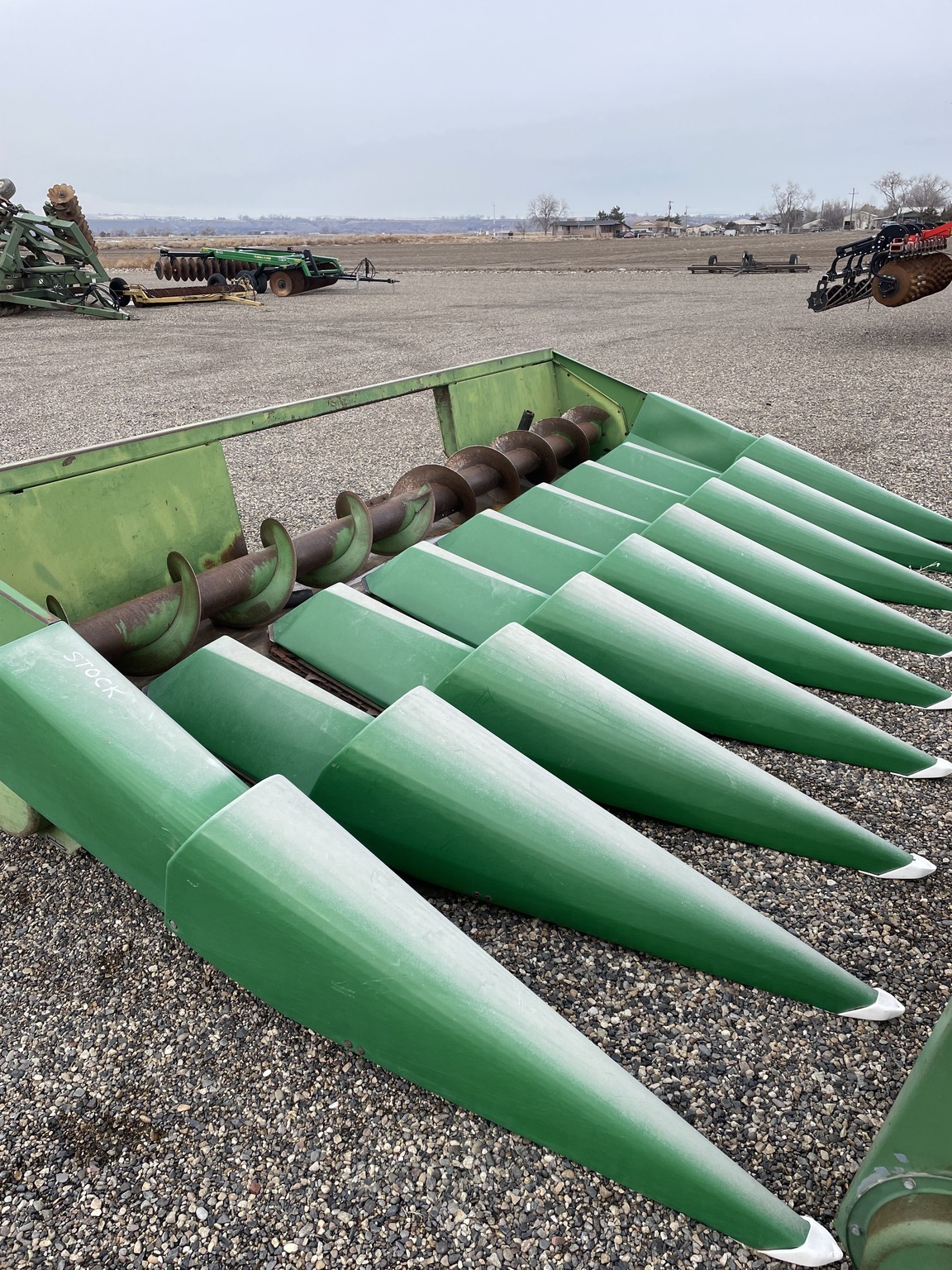  John Deere 8R22 Corn Head