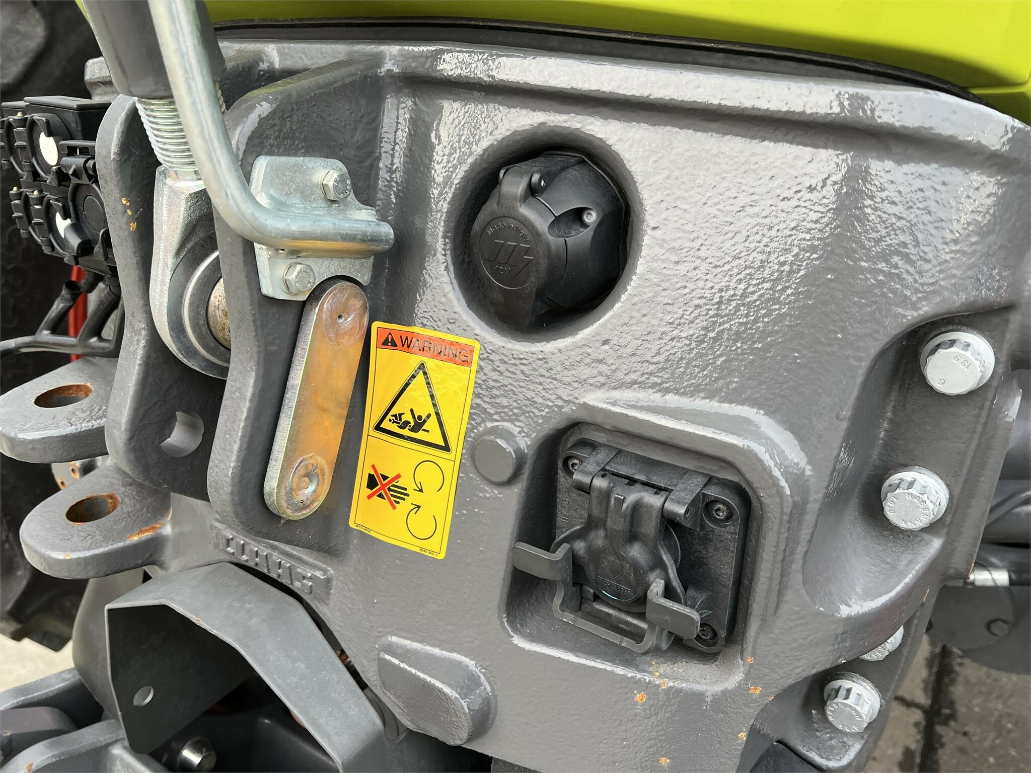 2021 Claas AXION 880 Tractor
